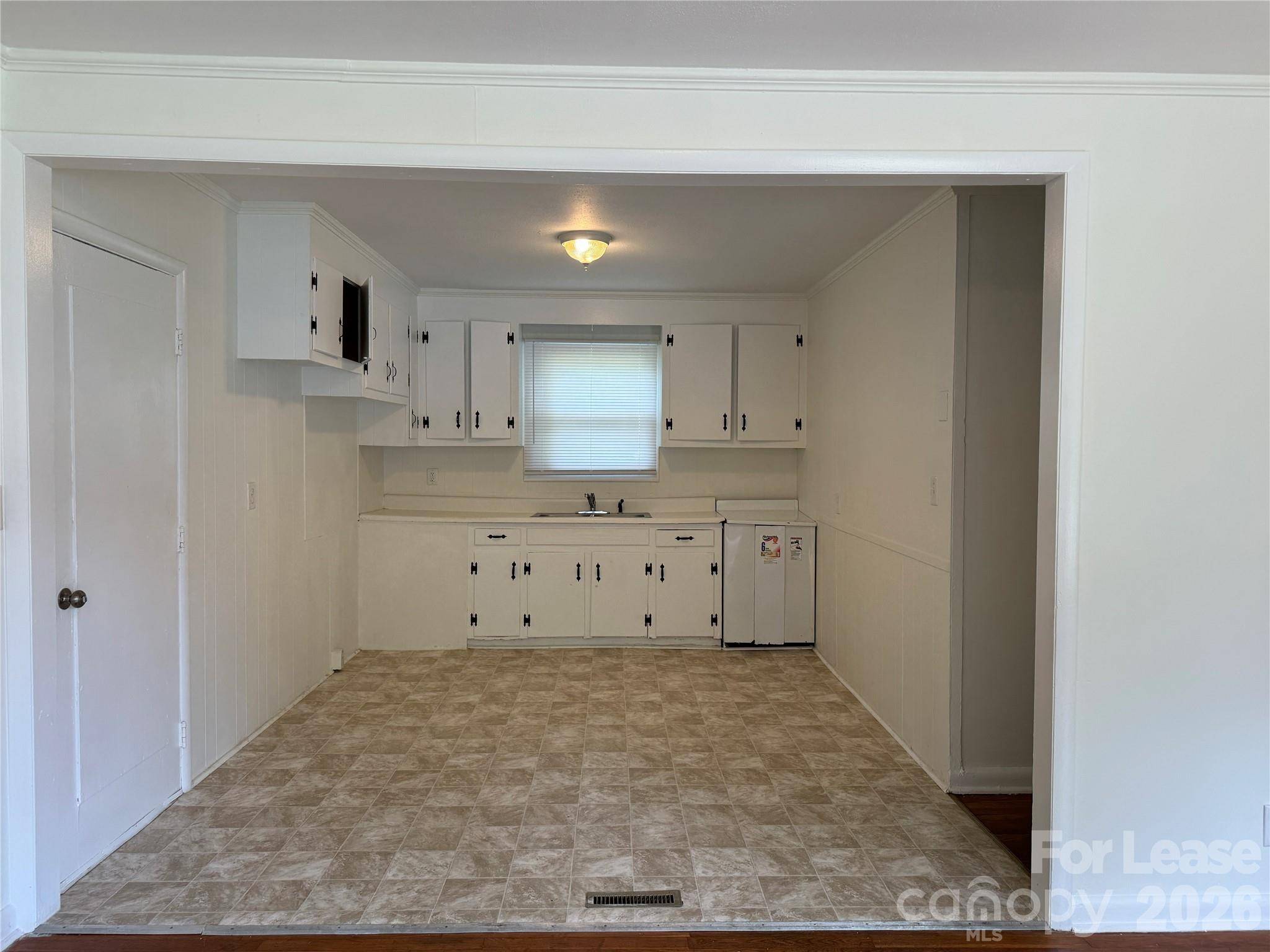 2820 Mary AVE, Gastonia, NC 28052