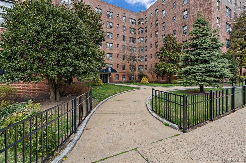 33 William ST #5K, Fleetwood, NY 10552