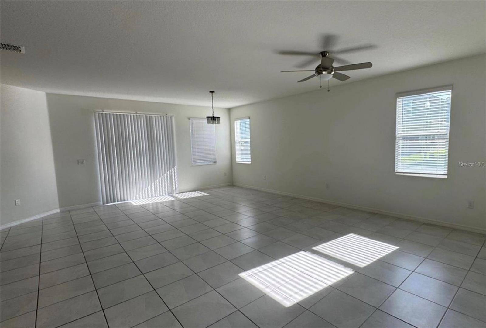 7054 CRUZ CT, Lakeland, FL 33813