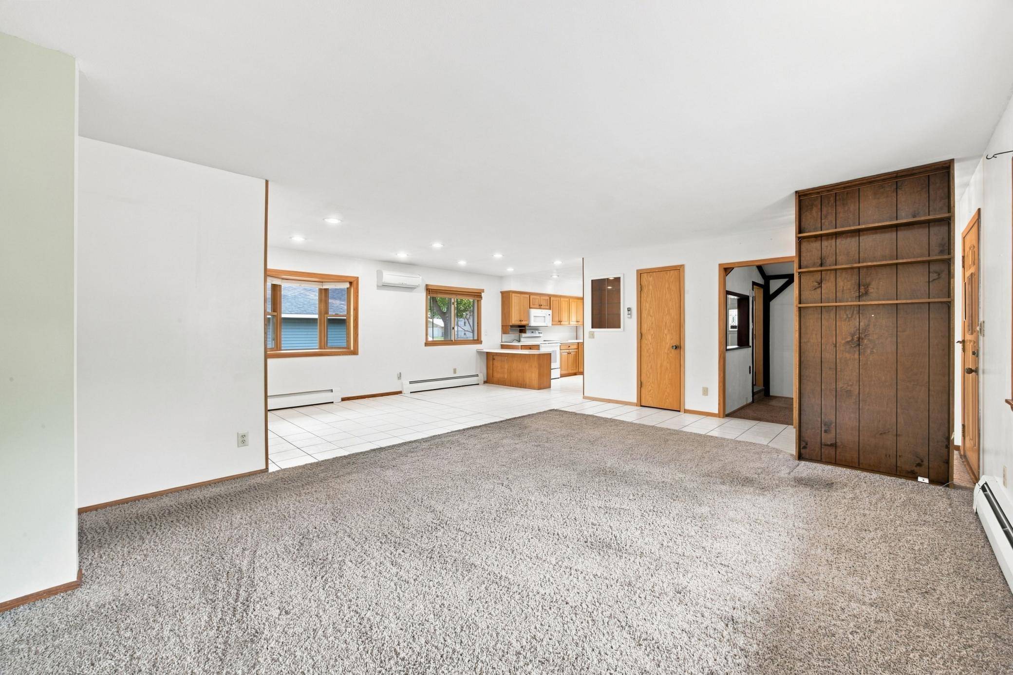 1914 15th ST S, Moorhead, MN 56560