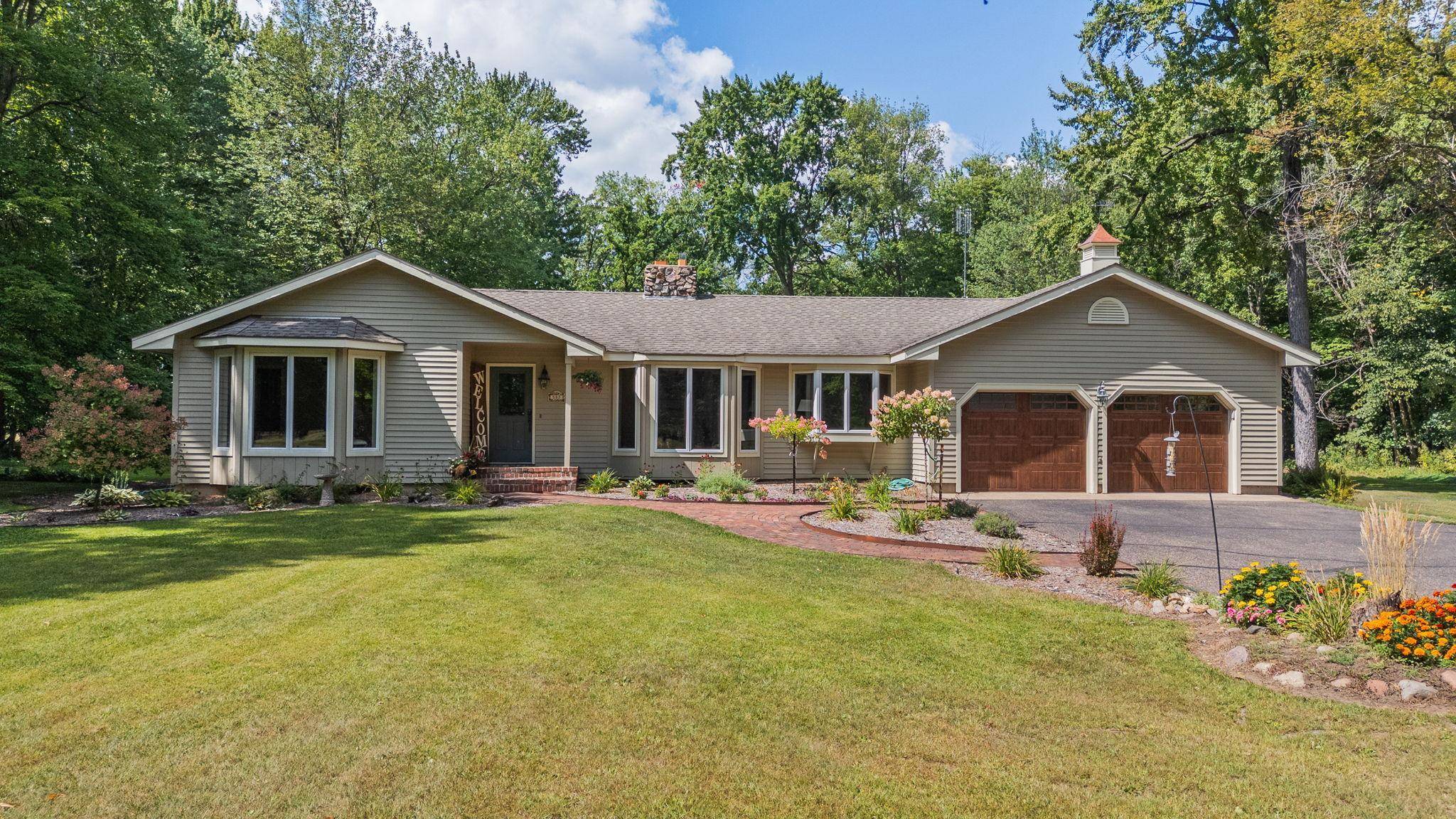 587 245th ST, Osceola, WI 54020