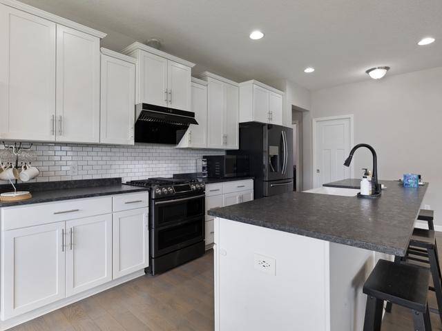 20897 Glade AVE, Lakeville, MN 55044