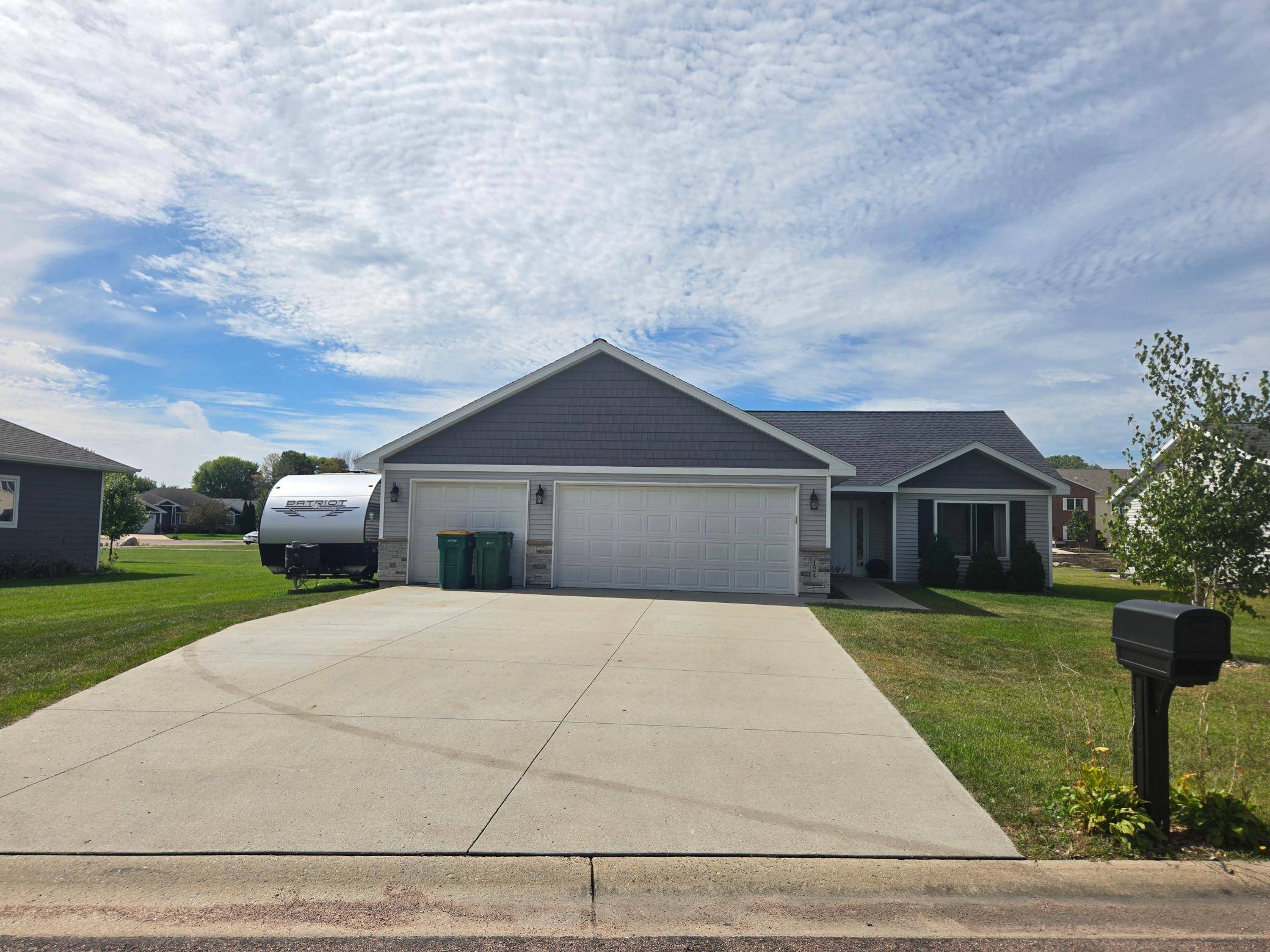 124 Kenna DR, Le Sueur, MN 56058