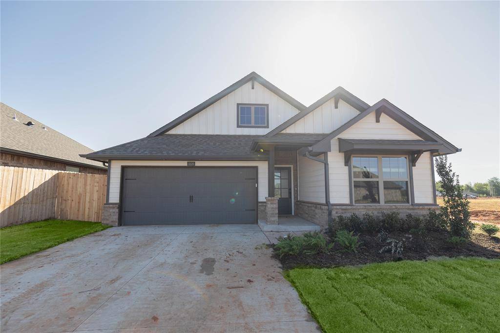3220 Perch DR, Yukon, OK 73099