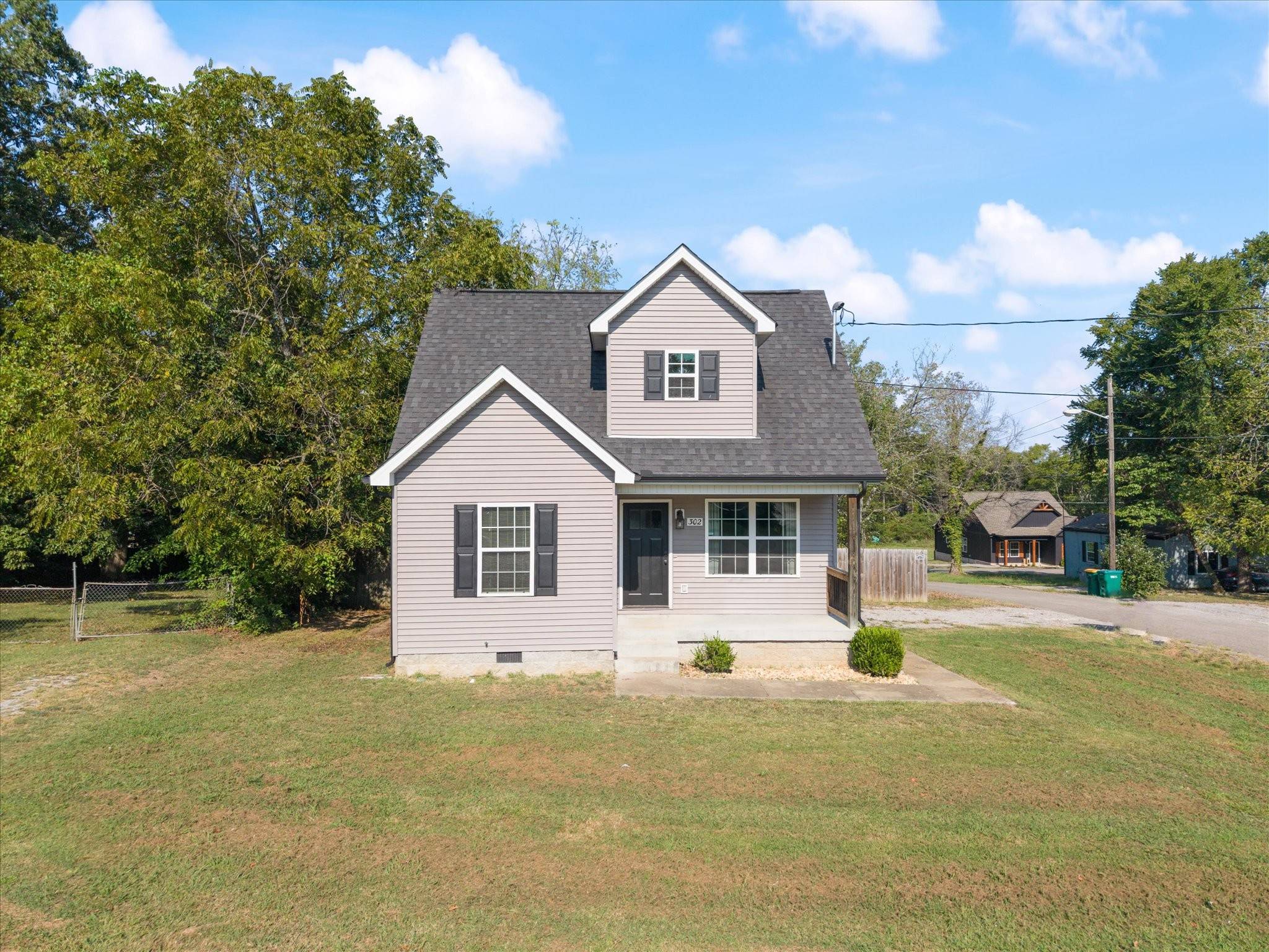 302 Hardison Ave, Lewisburg, TN 37091