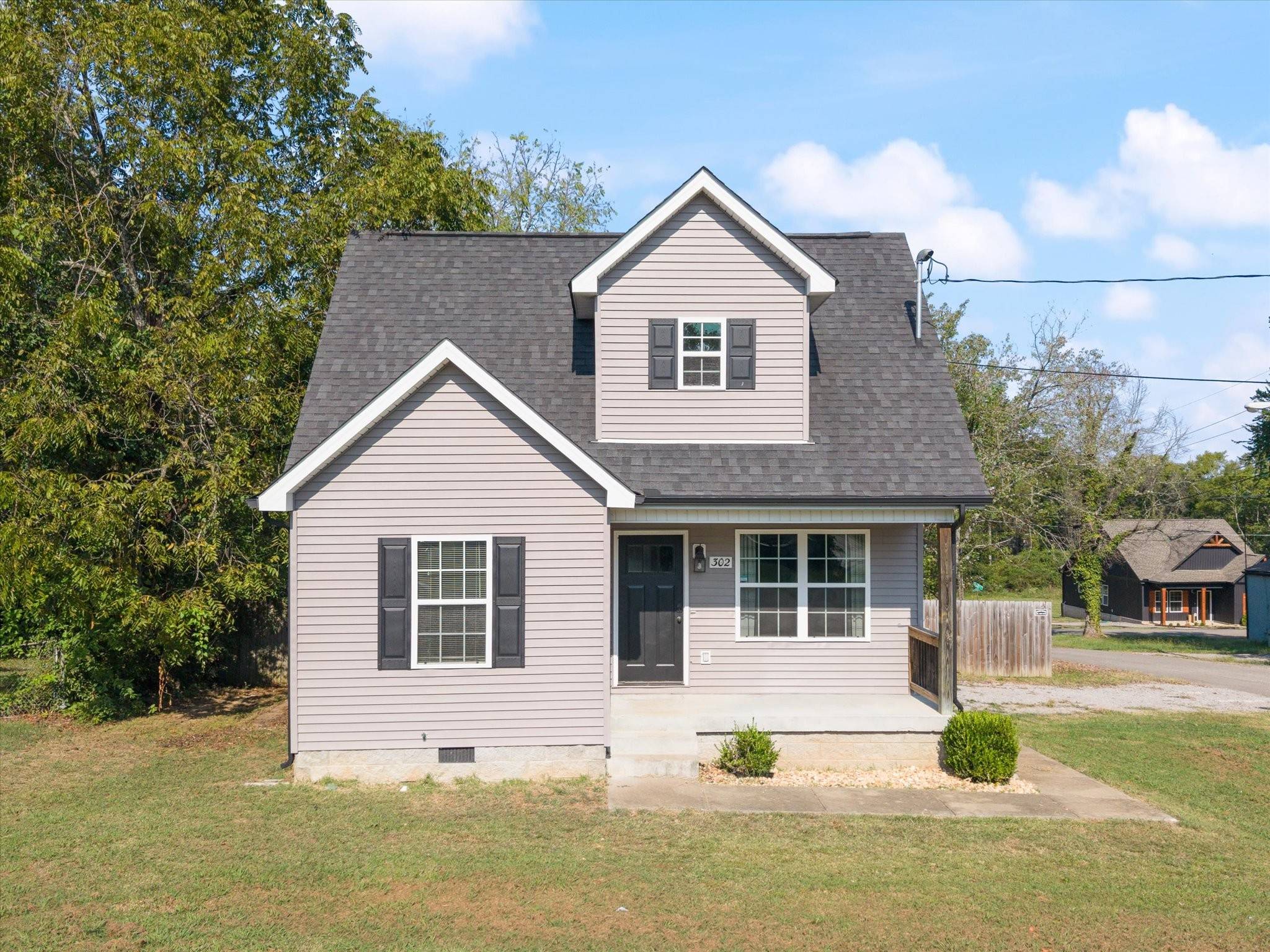 302 Hardison Ave, Lewisburg, TN 37091