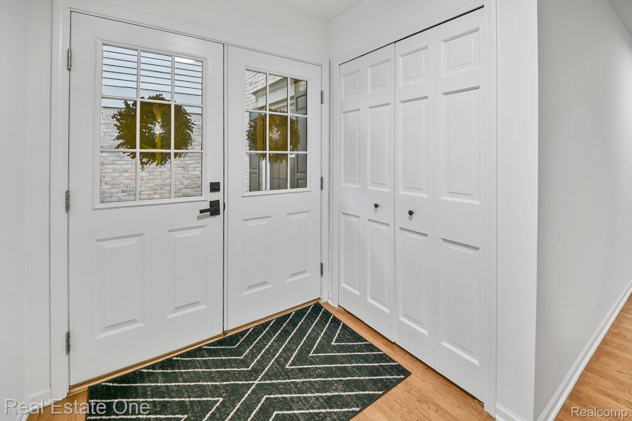 4775 Pine Eagles DR, Genoa Township, MI 48116