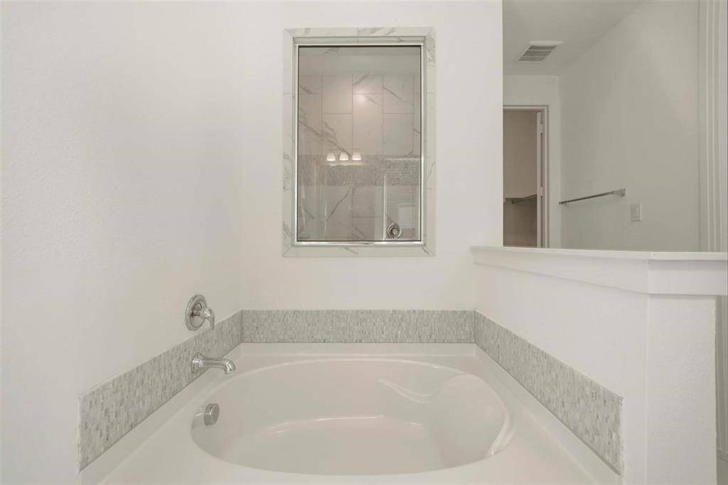 1815 Huntsman Way, Forney, TX 75126