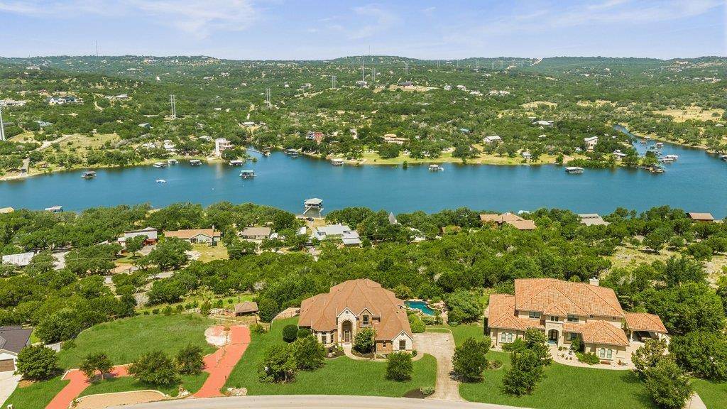 2702 Lakehurst RD, Spicewood, TX 78669