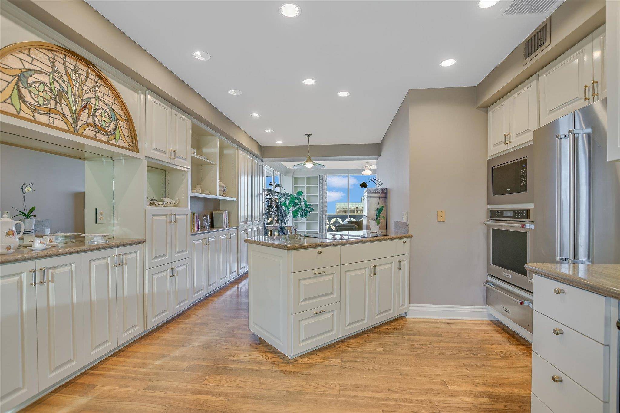 1801 Lavaca ST #CDE, Austin, TX 78701