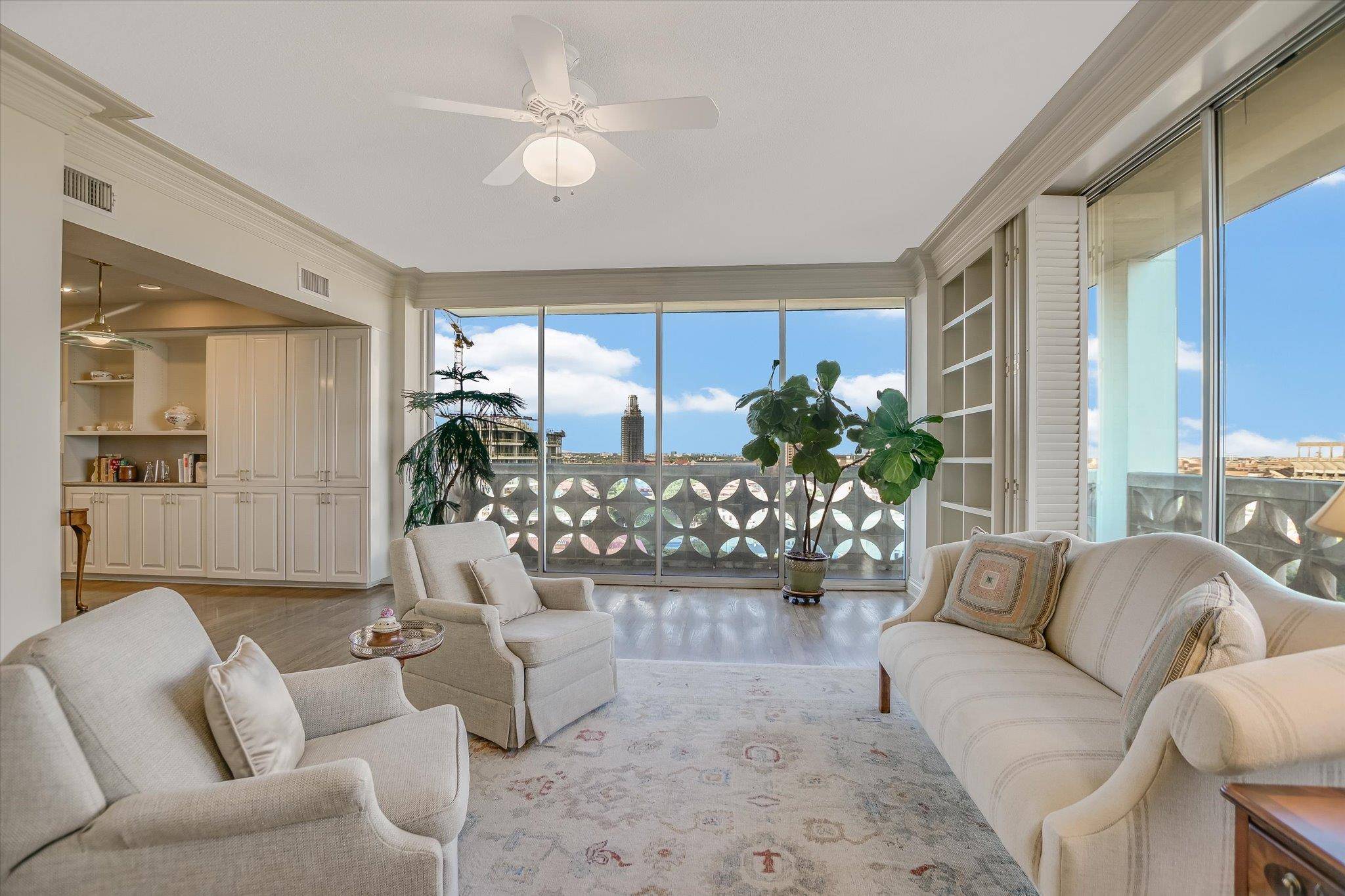 1801 Lavaca ST #CDE, Austin, TX 78701