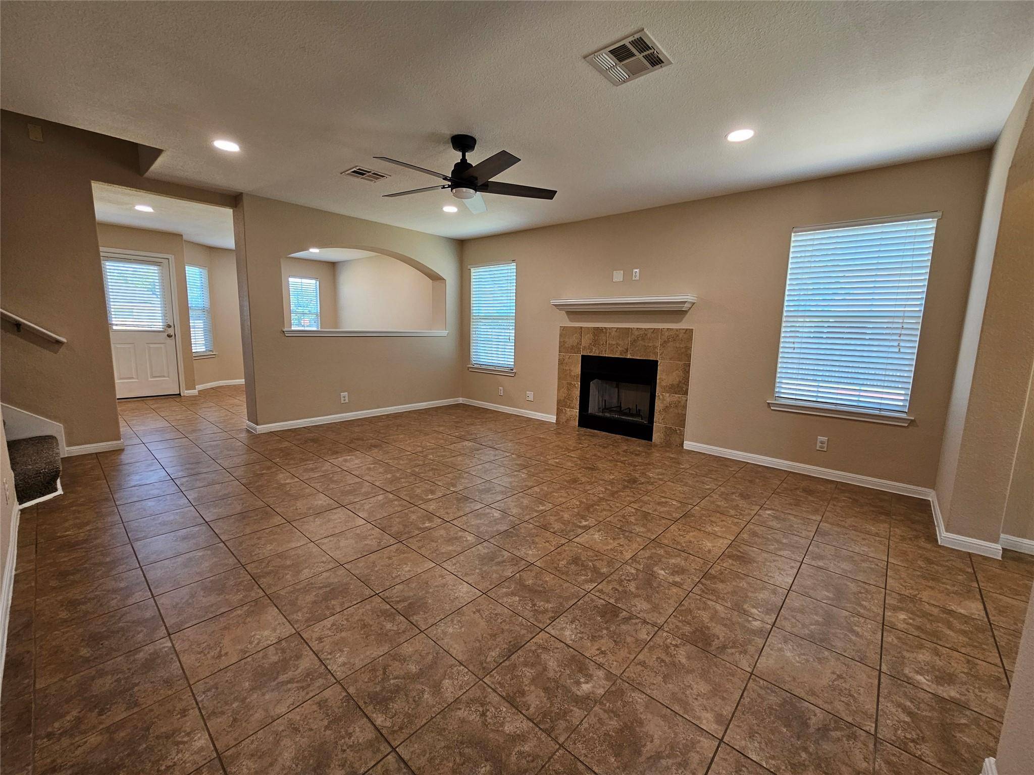19001 Leigh LN, Pflugerville, TX 78660
