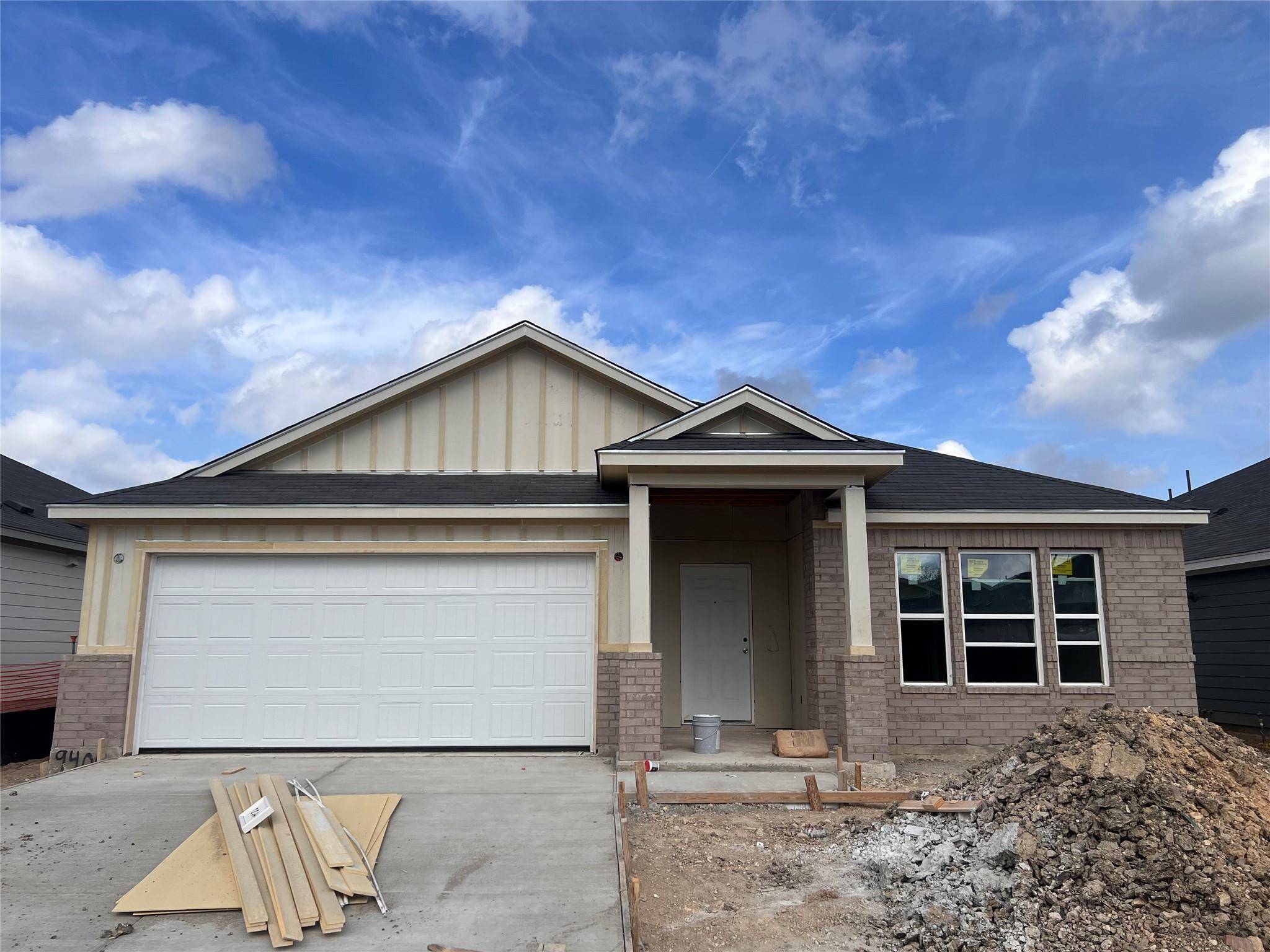 9400 Furman DR, Austin, TX 78747