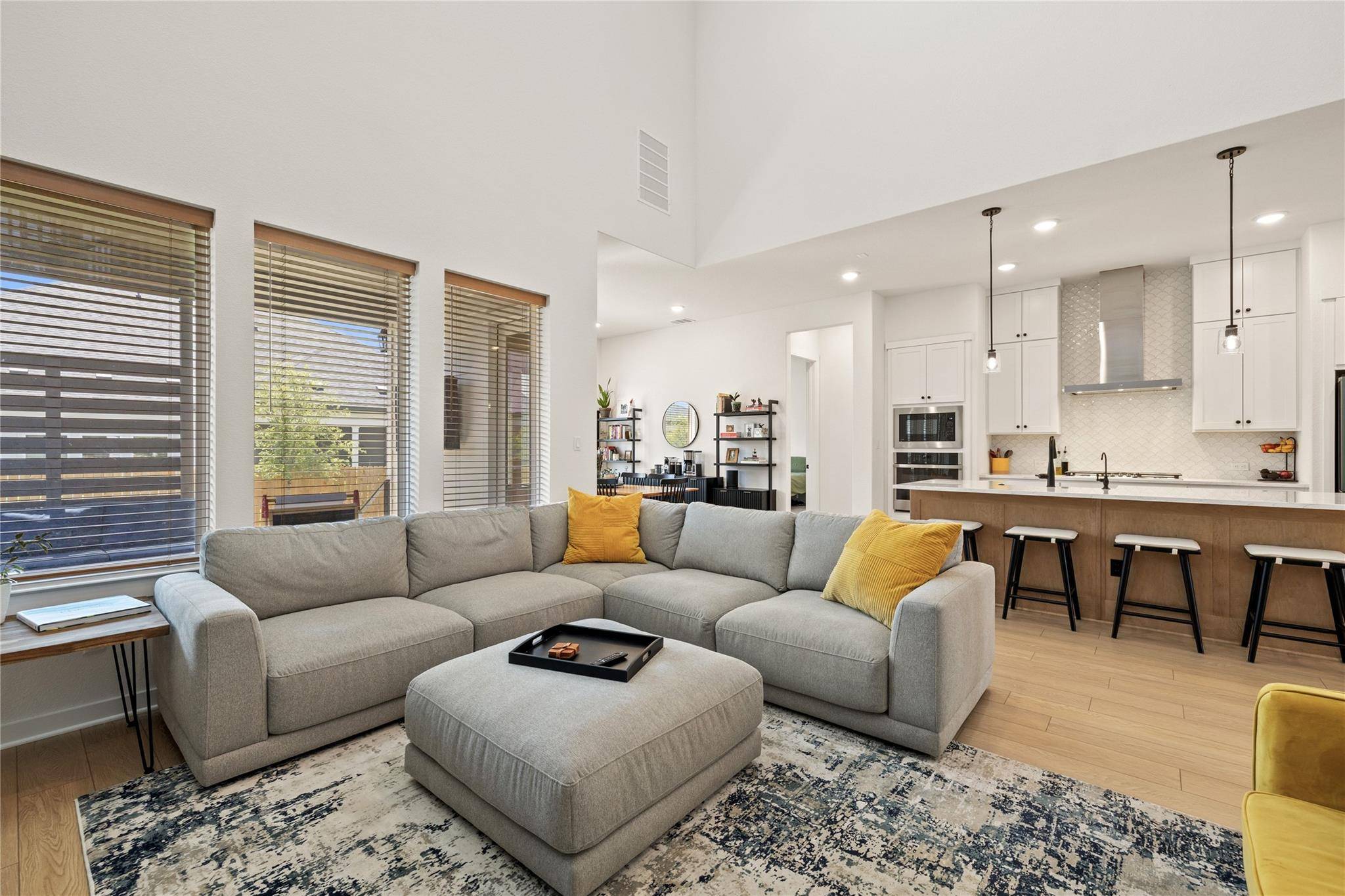 167 Darley Oak DR, Dripping Springs, TX 78620