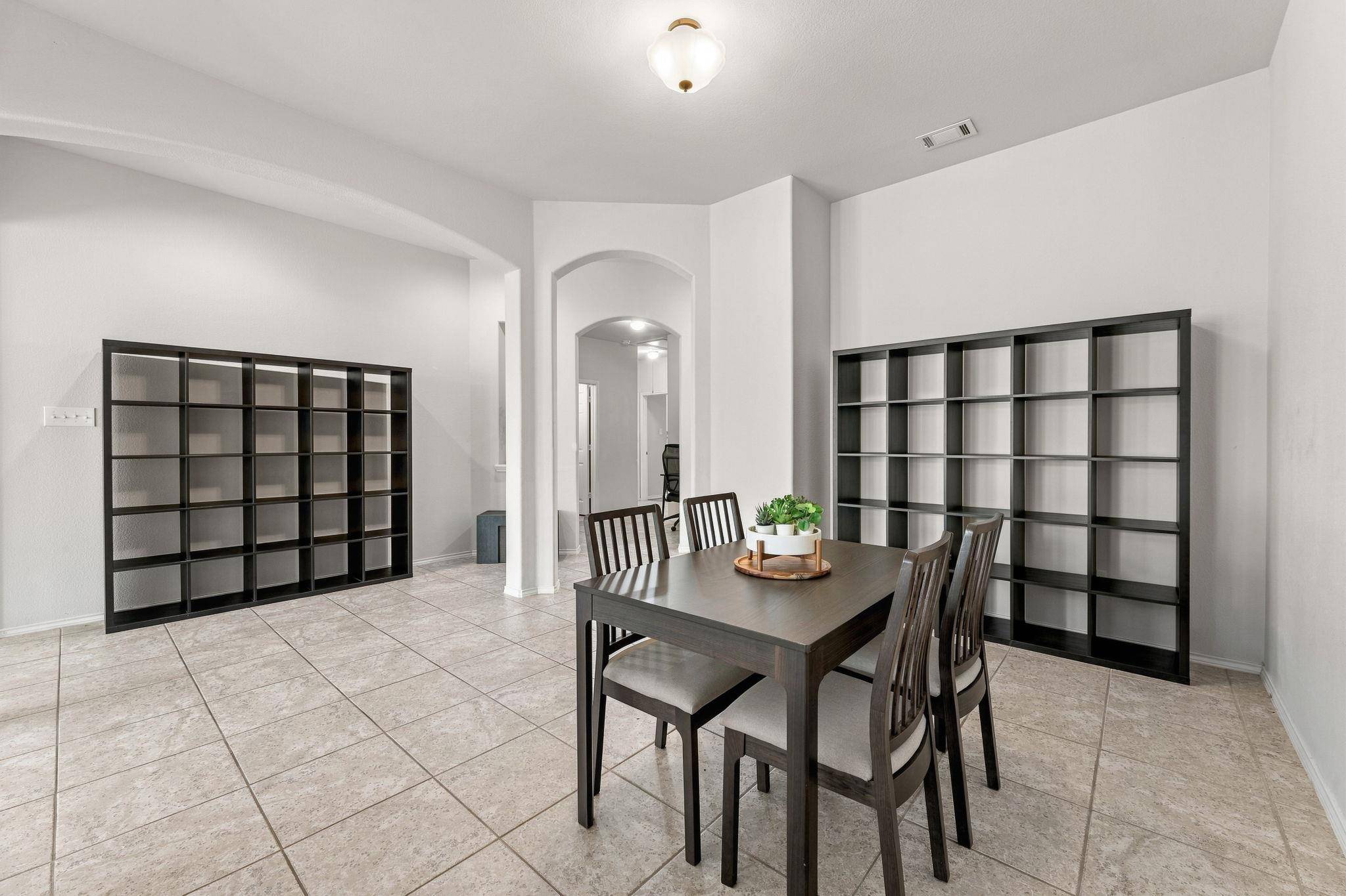 407 Chaparral DR, Leander, TX 78641