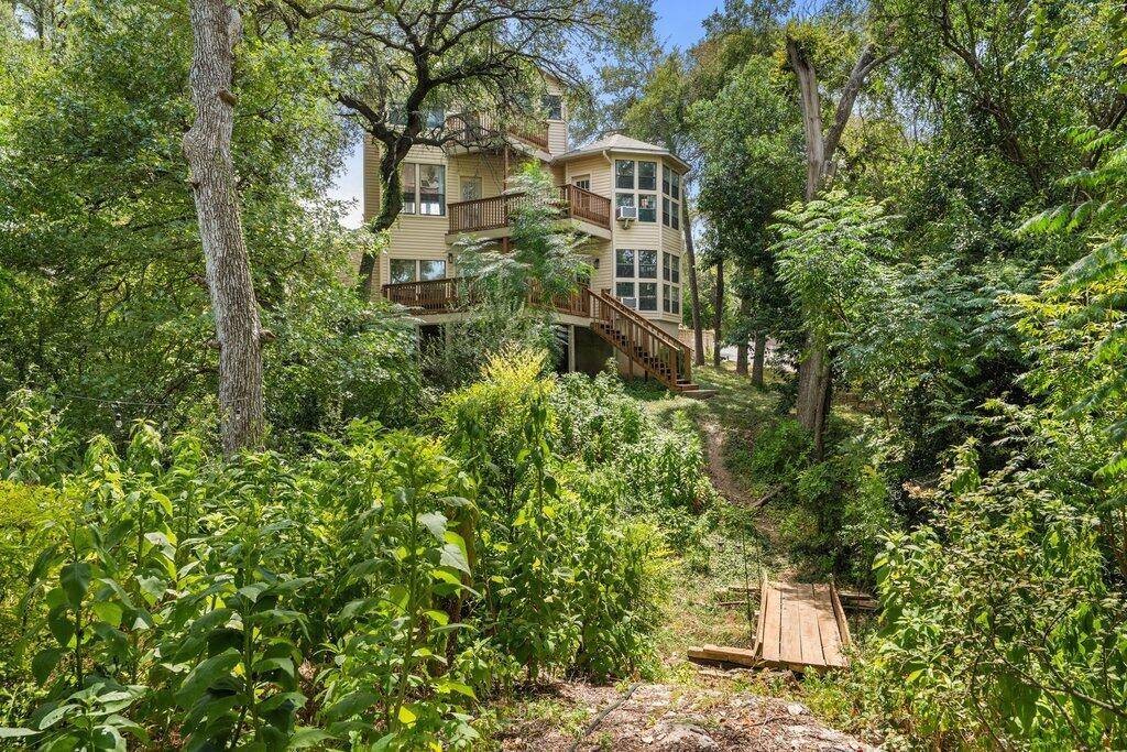 501 Westbrook DR, Austin, TX 78746
