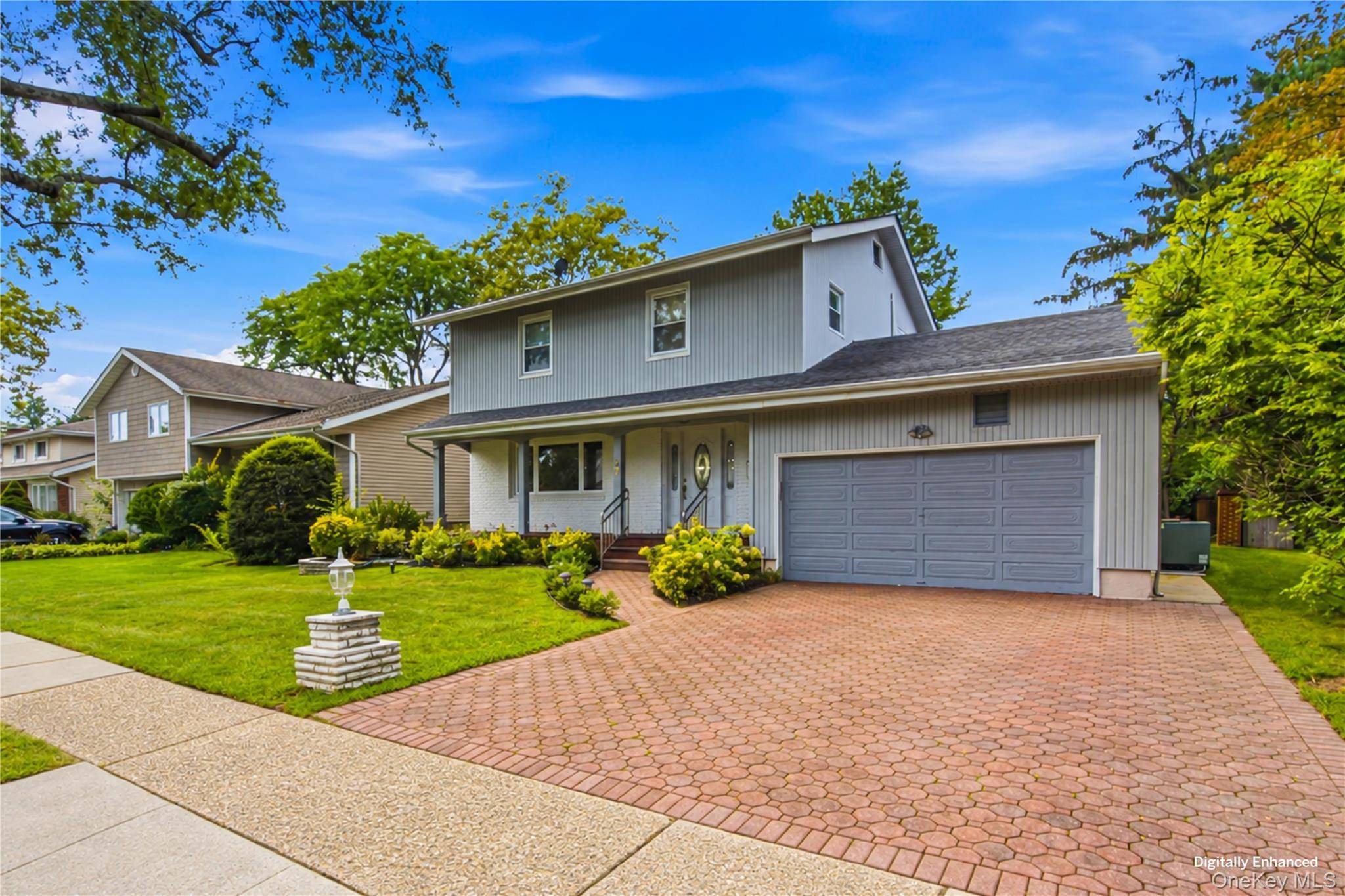 27 Driftwood DR, Port Washington, NY 11050