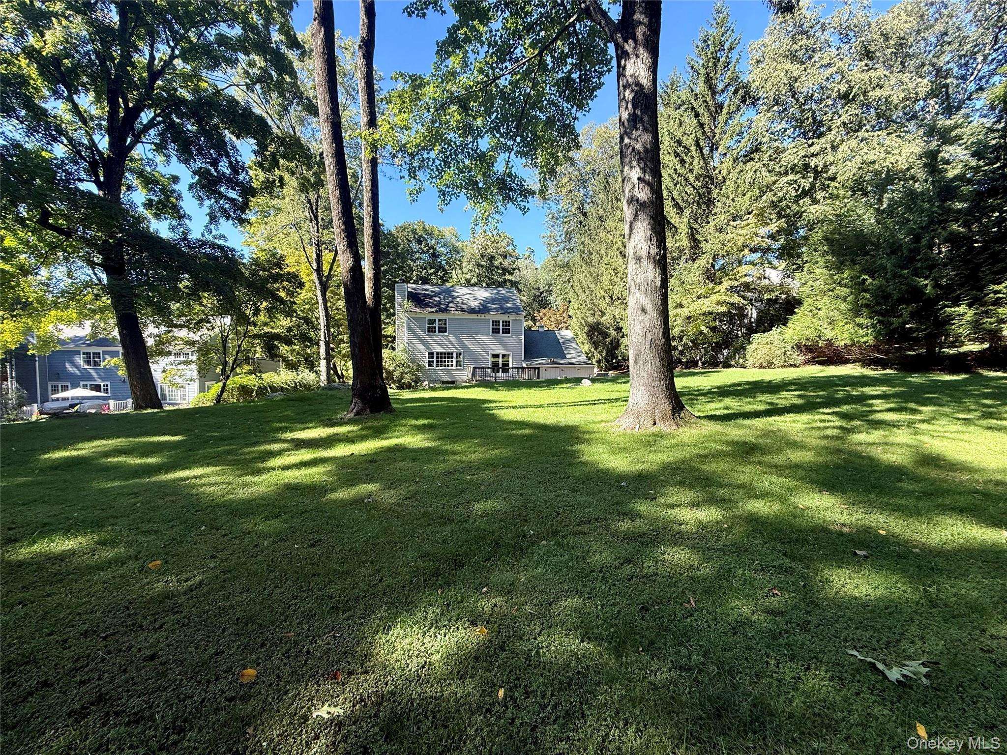 23 Cliffside LN, Bedford Corners, NY 10549