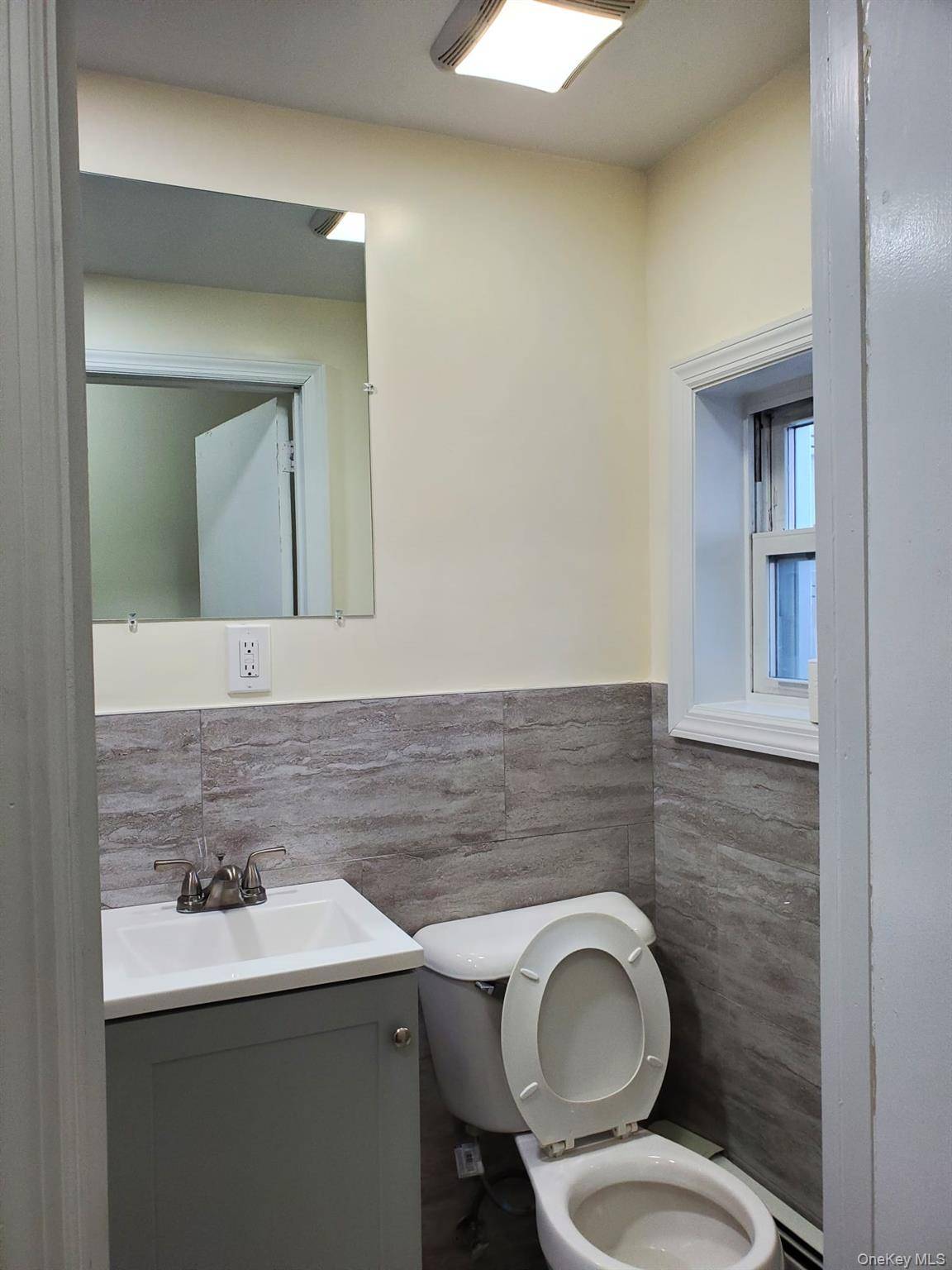 4369 Furman AVE, Bronx, NY 10466