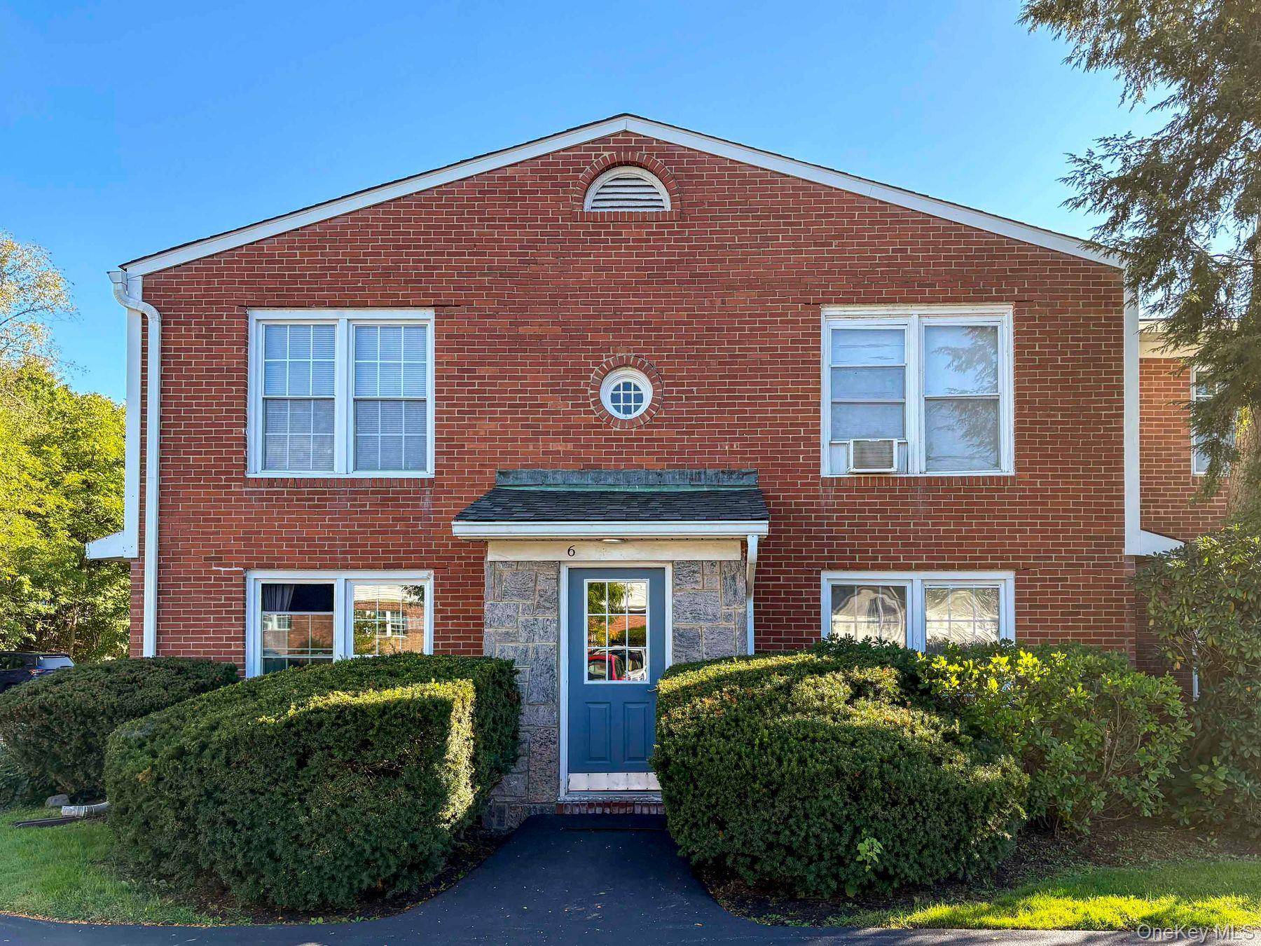 6 Huguenot ST #4, New Paltz, NY 12561