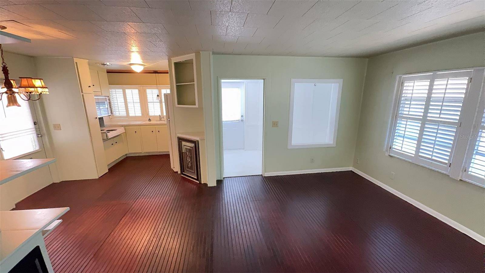 4851 W GANDY BLVD #B4L12, Tampa, FL 33611