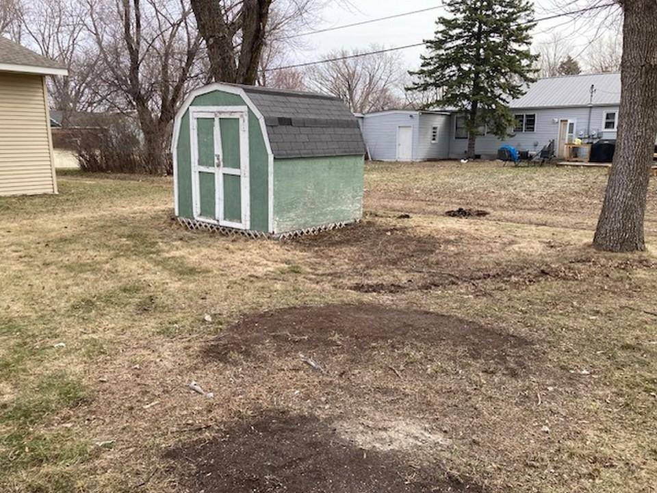 633 Stearns AVE, Paynesville, MN 56362