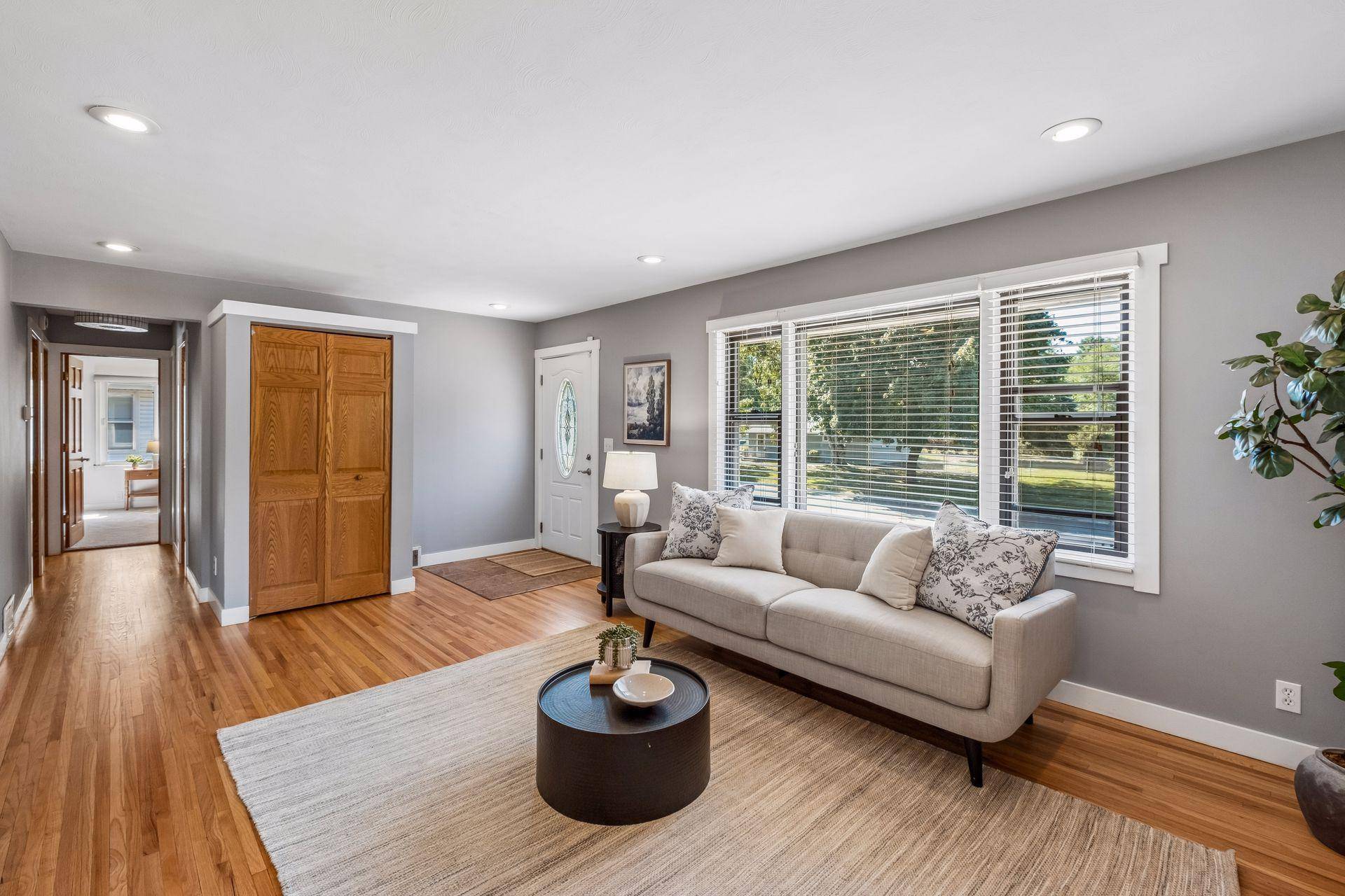 10301 Vincent AVE S, Bloomington, MN 55431