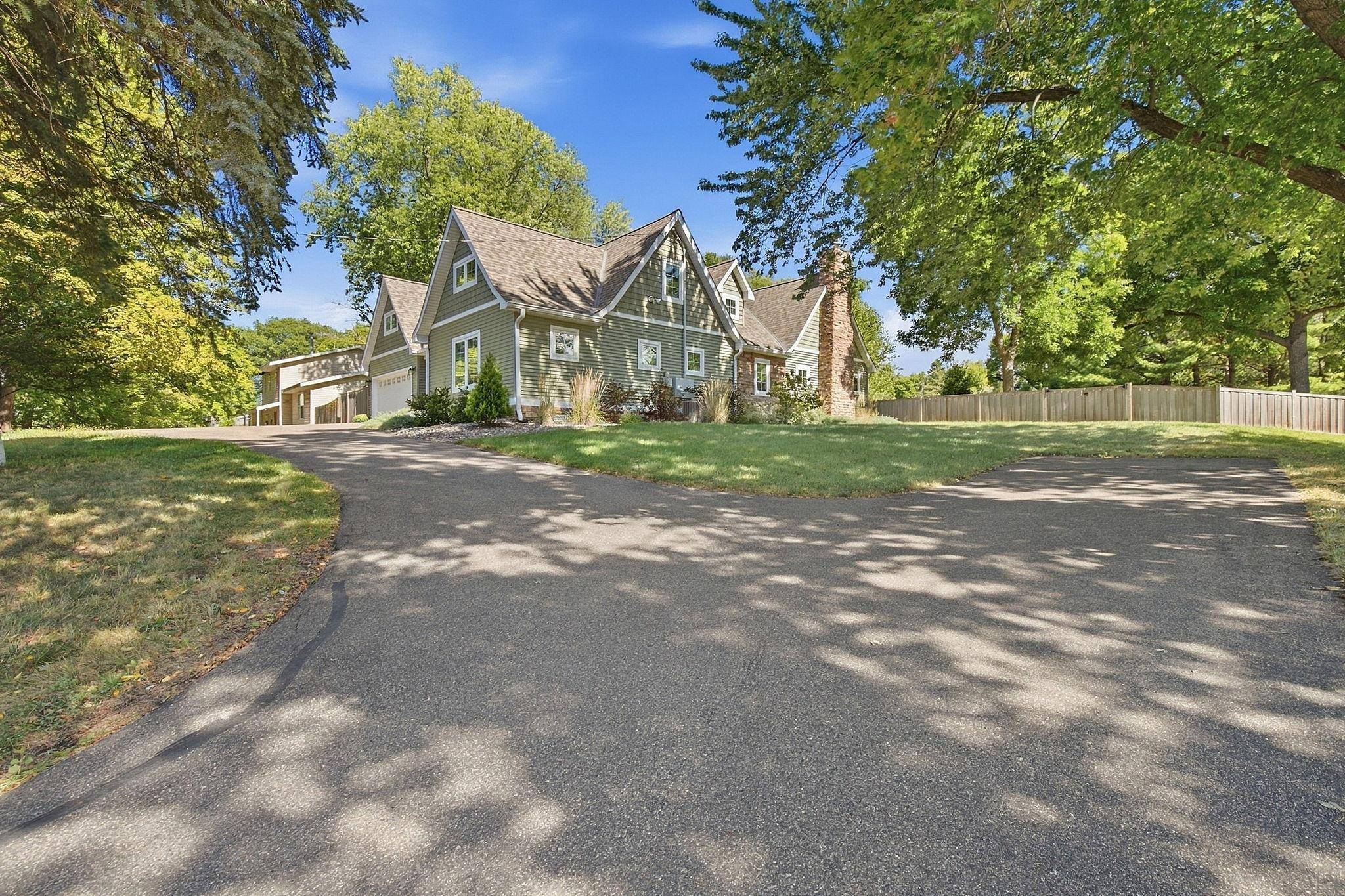 7181 W 192nd AVE, Eden Prairie, MN 55346