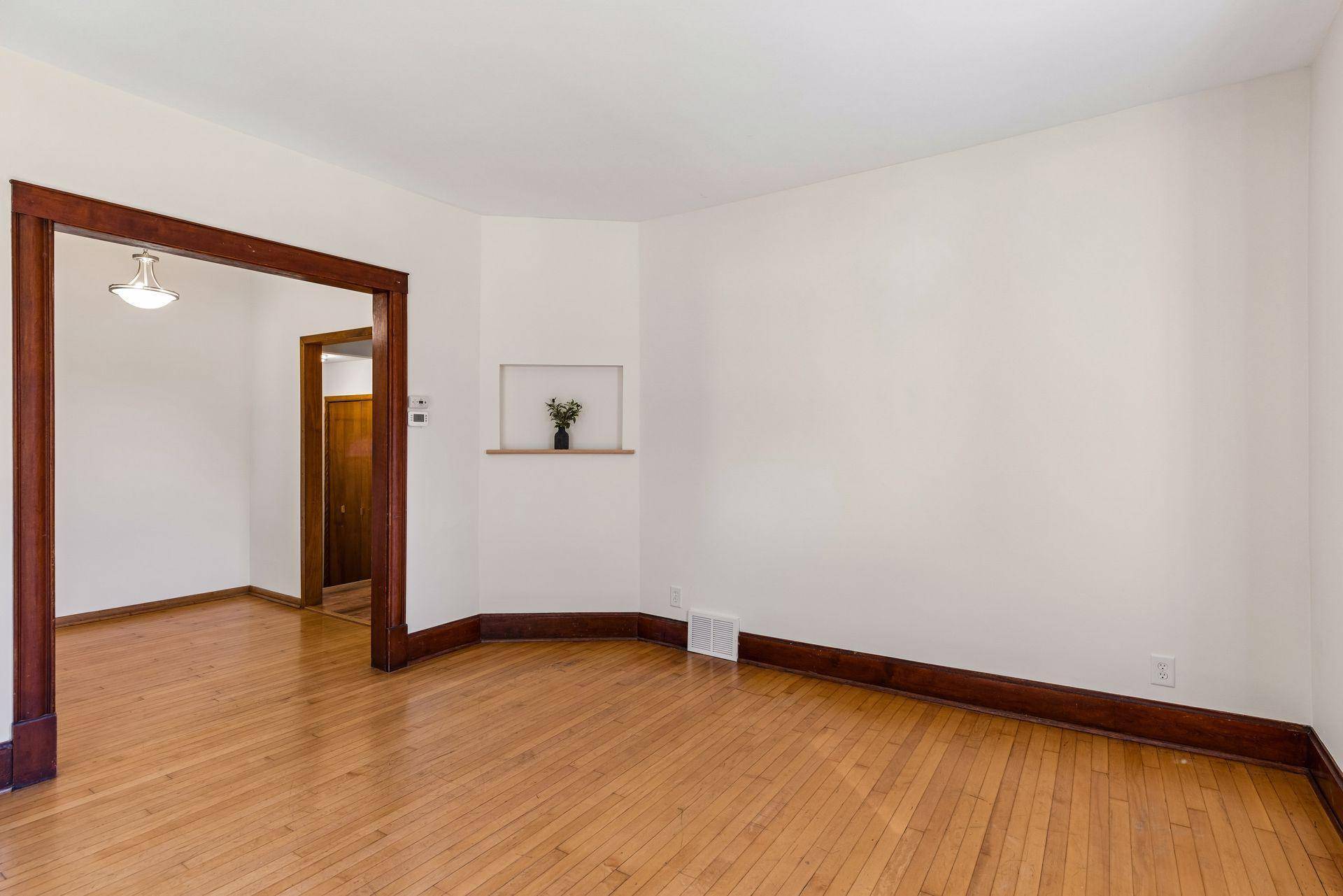 2219 Lincoln ST NE, Minneapolis, MN 55418