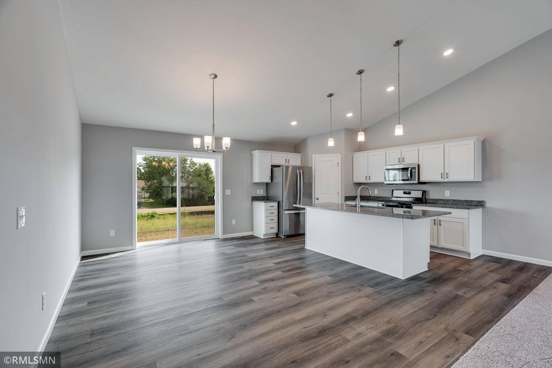 4703 4th Street LOOP NE, Saint Cloud, MN 56304