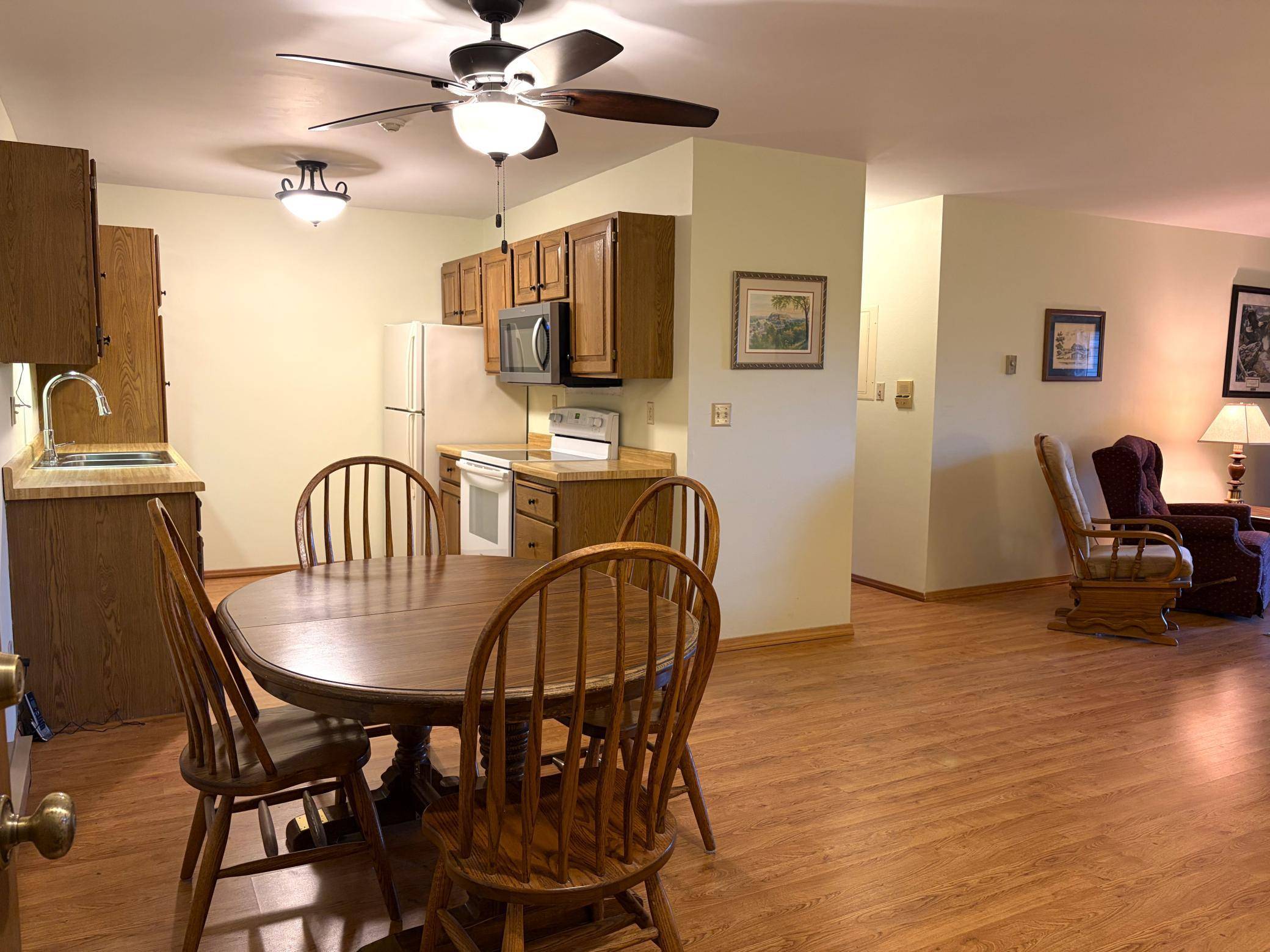 1825 Perlich AVE #101, Red Wing, MN 55066