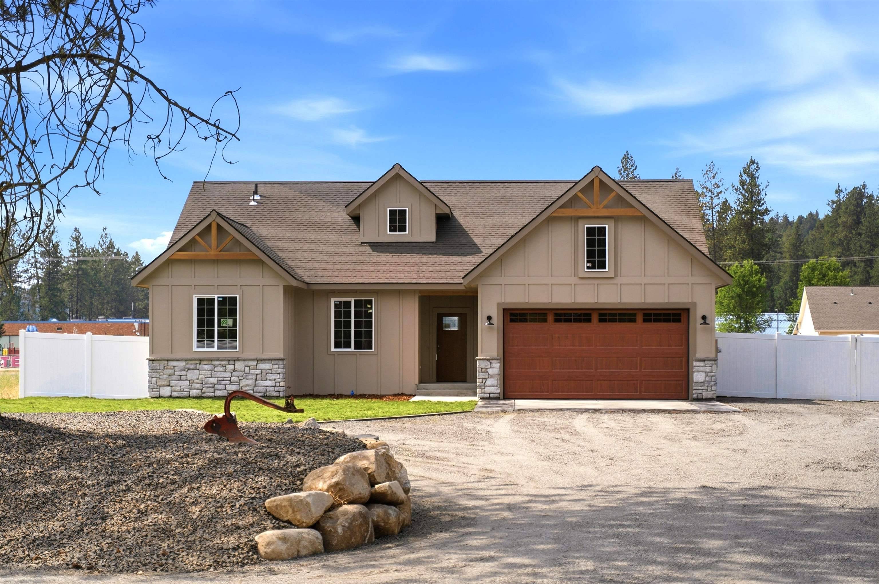 25811 N Chattaroy Cir, Chattaroy, WA 99003