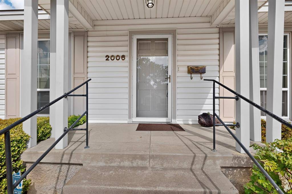 2006 S Ewing Avenue, Dallas, TX 75216