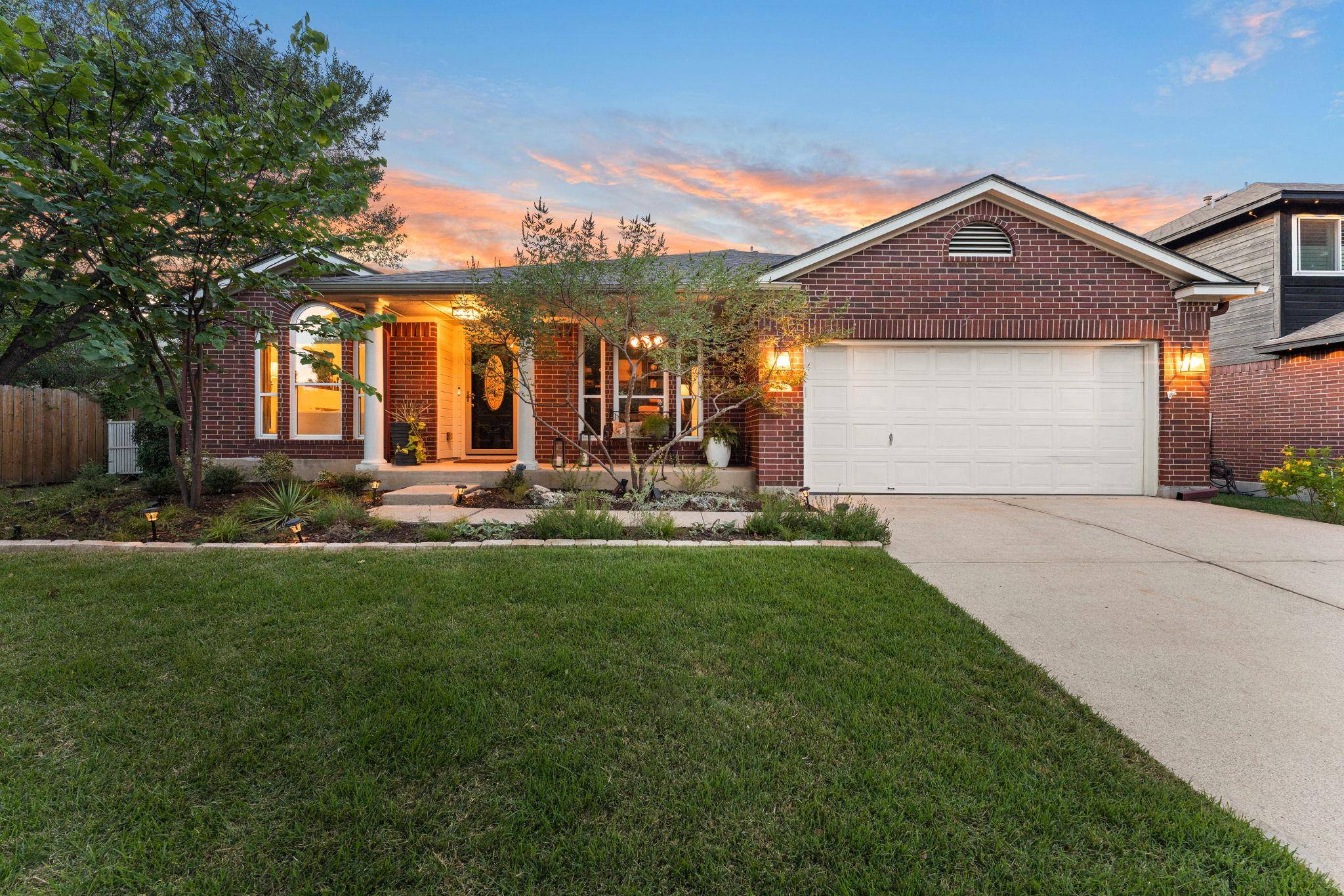 8722 Copano DR, Austin, TX 78749