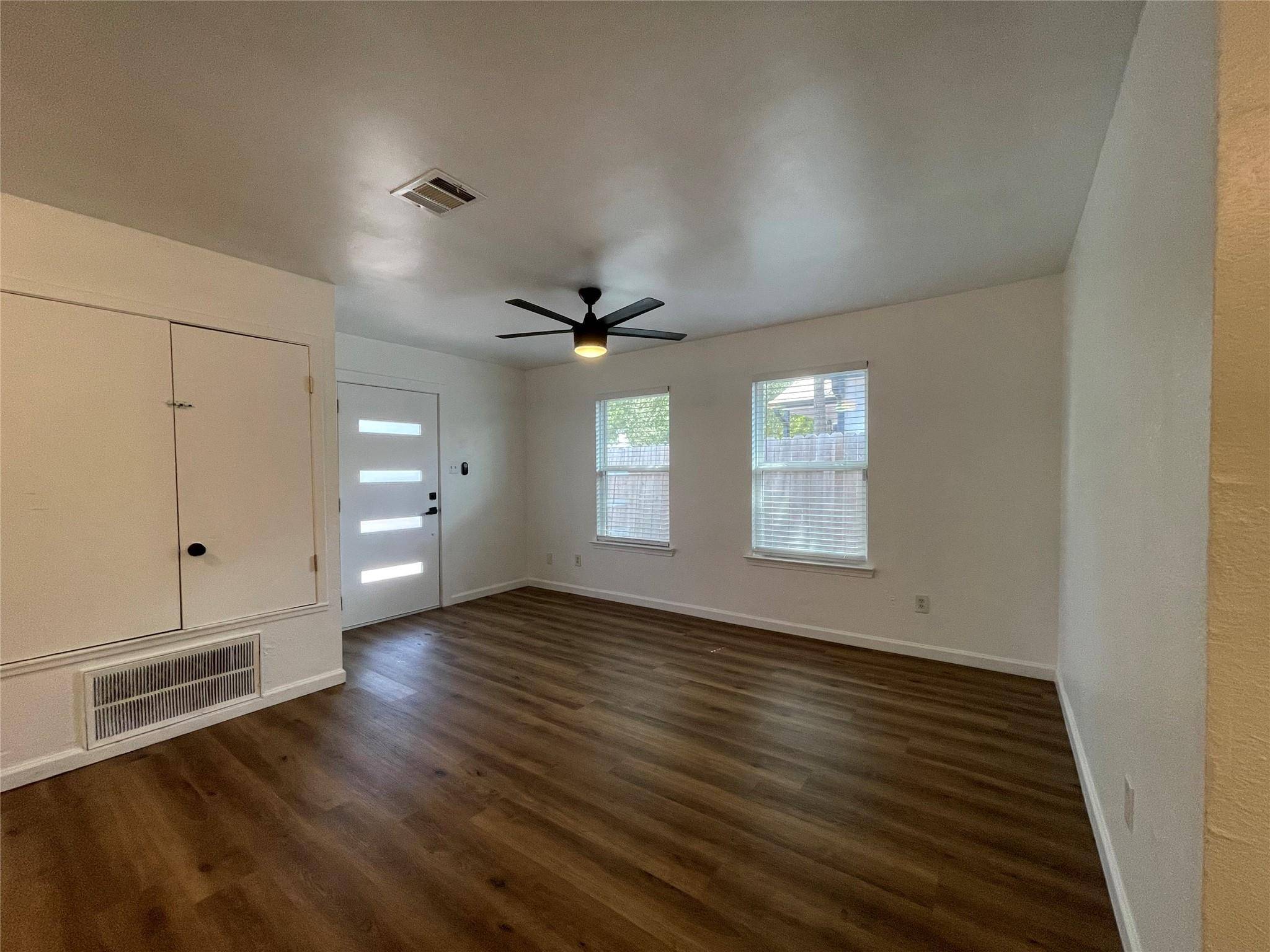 1118 Brookswood Ave, Austin, TX 78721