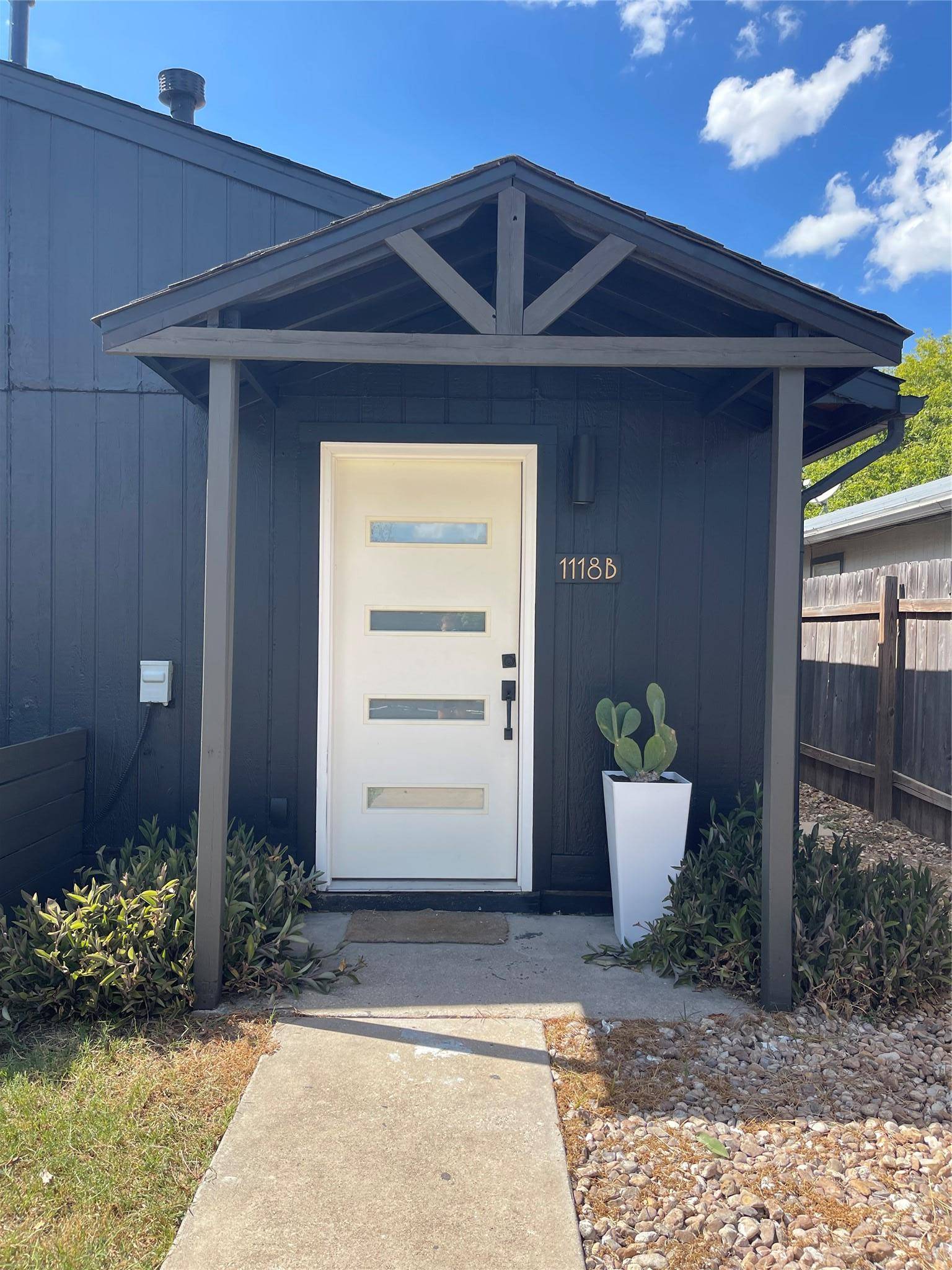 1118 Brookswood Ave #A & B, Austin, TX 78721