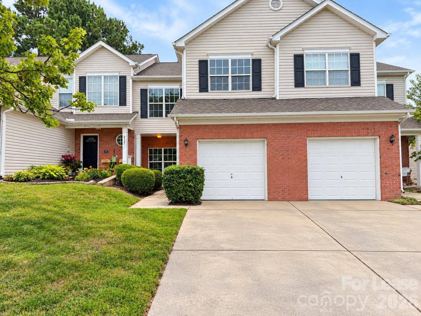 8531 Carolina Lily LN, Charlotte, NC 28262
