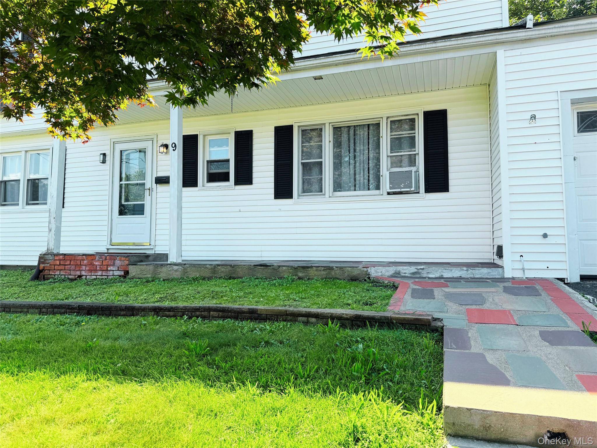 9 Valley View DR, Yonkers, NY 10710