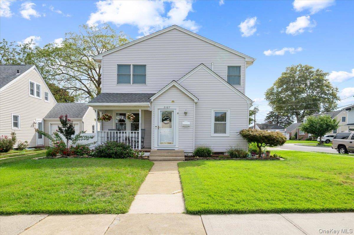 2487 Arthur CT, Oceanside, NY 11572