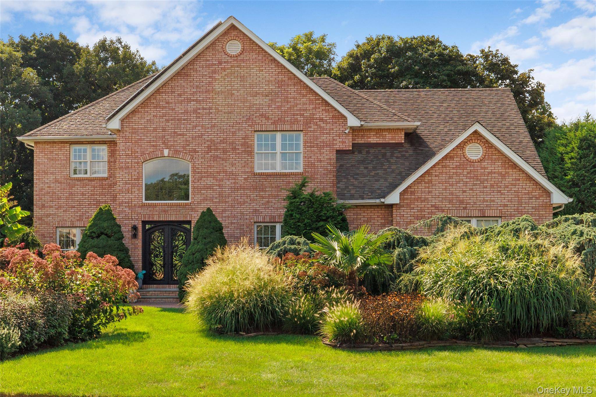 20 Millennium CT, Bohemia, NY 11716