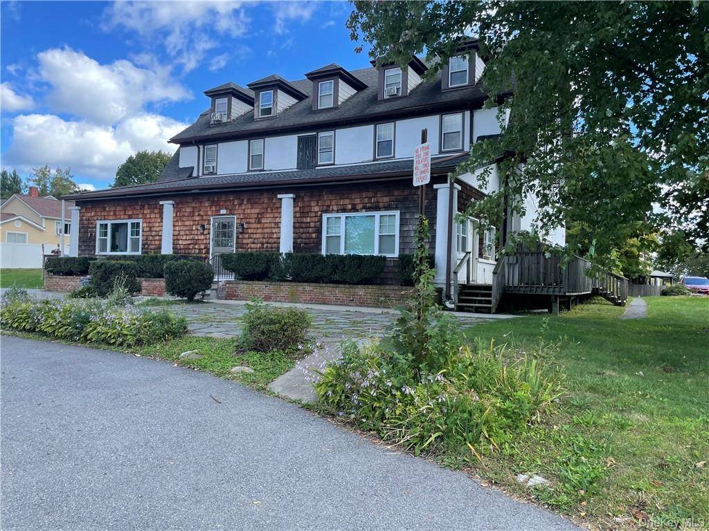 185 E Lake BLVD #C, Mahopac, NY 10541
