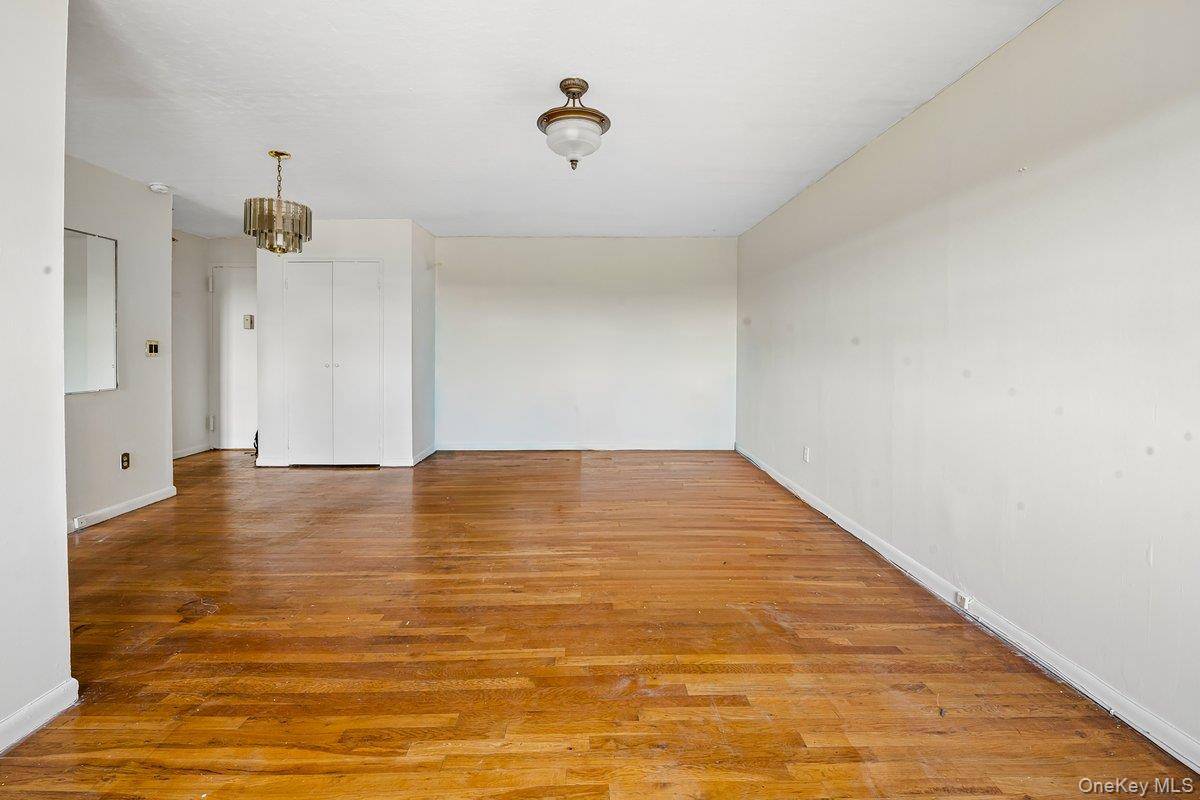 20 Secor PL #6B, Yonkers, NY 10704