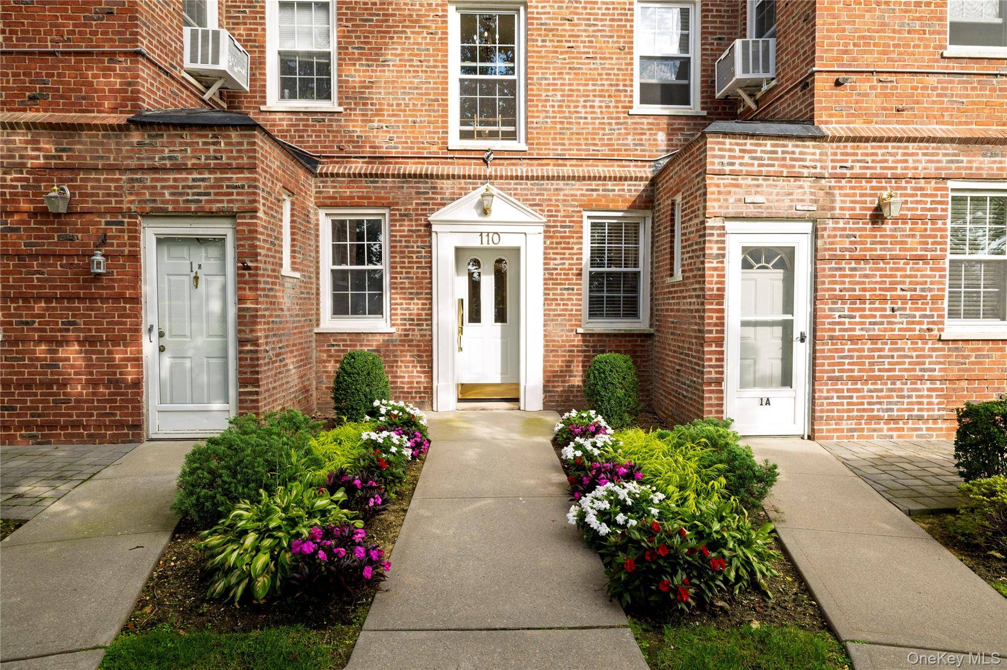 110 South Village AVE #1A, Rockville Centre, NY 11570