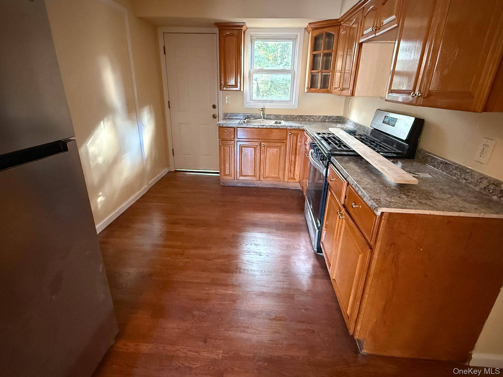 1325 Journal Ave Journal #1325, Elmont, NY 11003