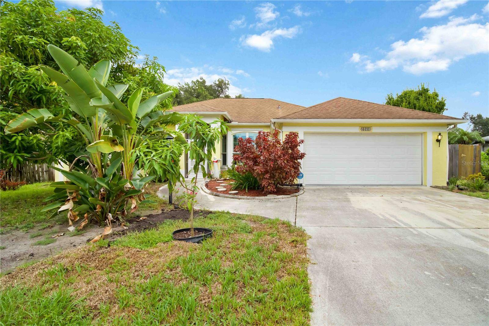 5631 BENT OAK DR, Sarasota, FL 34232