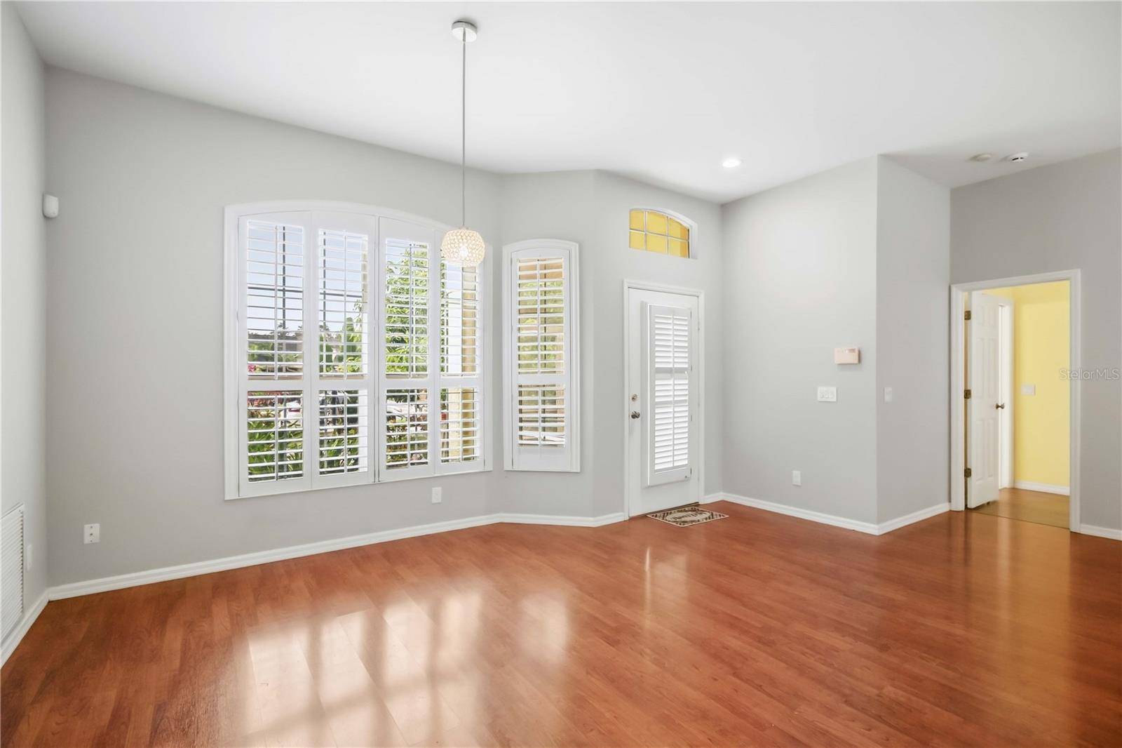 5631 BENT OAK DR, Sarasota, FL 34232