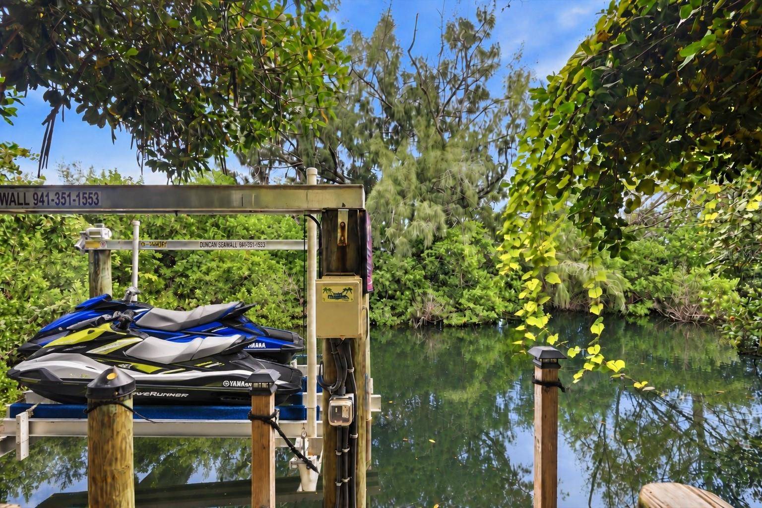 18050 WOODEN SKIFF CT, Nokomis, FL 34275