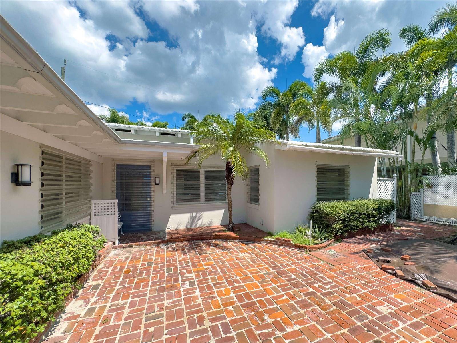 16107 GULF BLVD, Redington Beach, FL 33708