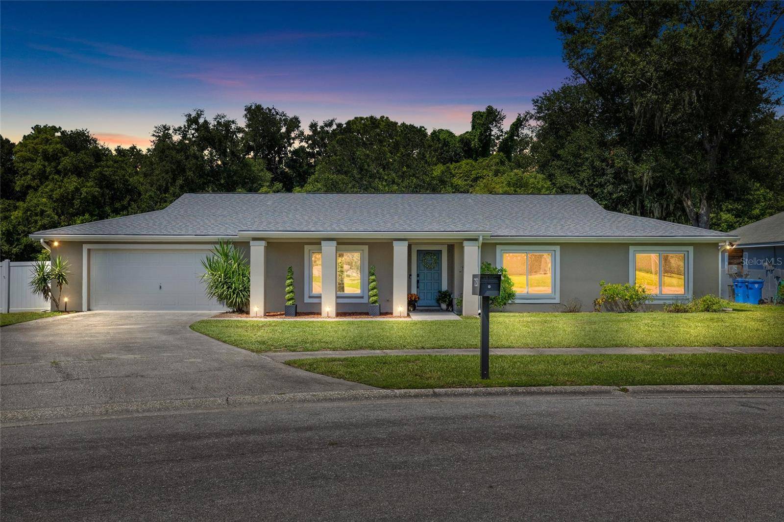 7231 WOODBROOK DR, Tampa, FL 33625