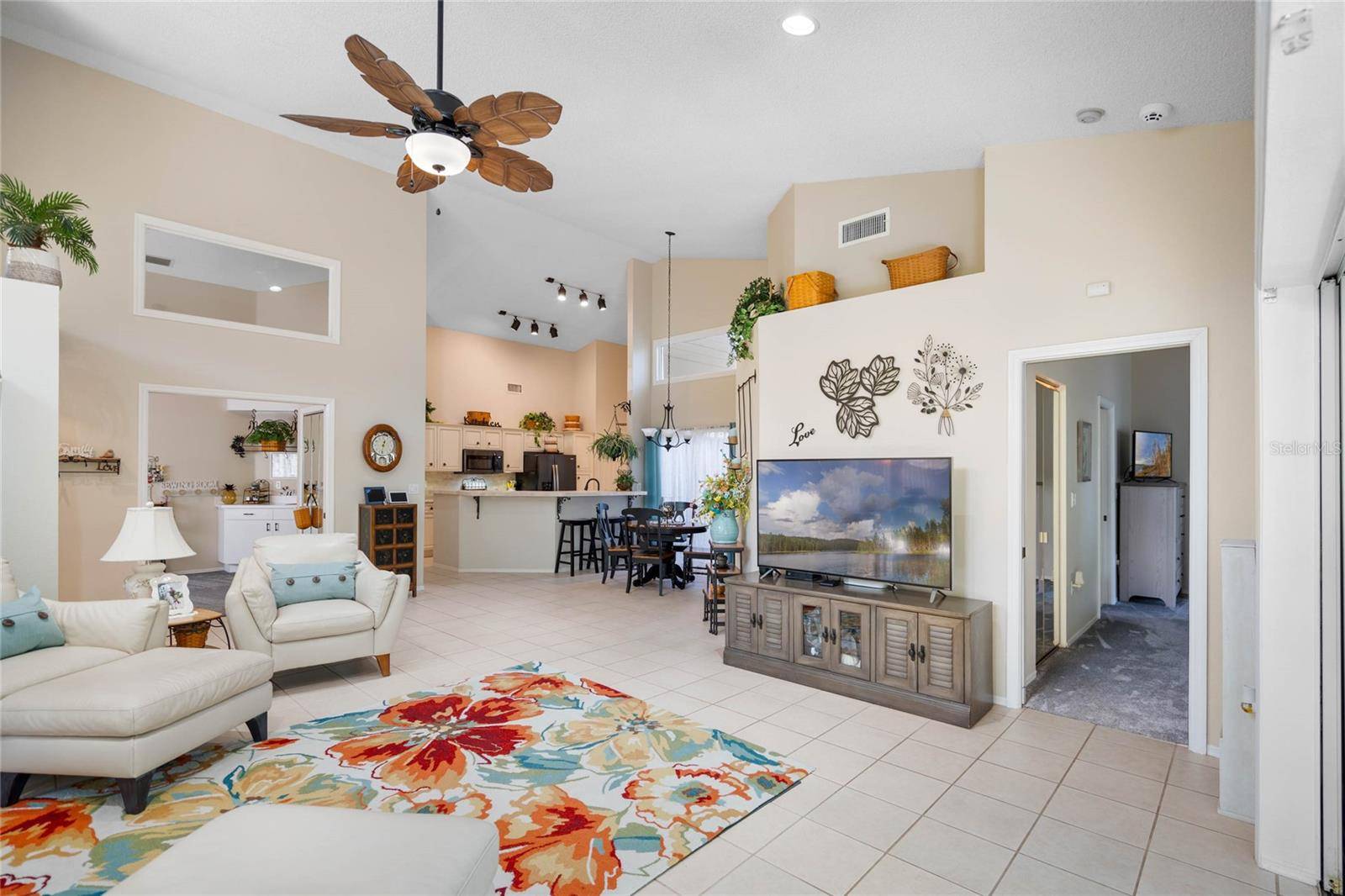 7815 GENEVA LN, Sarasota, FL 34243